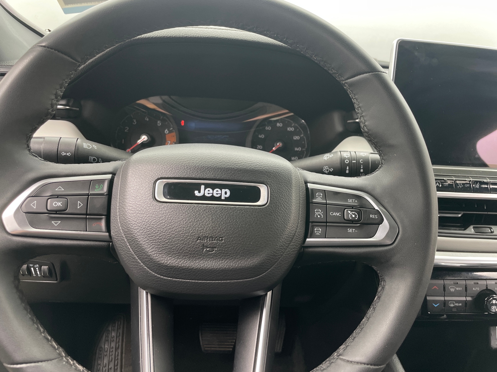 Thumbnail: 2023 Jeep Compass - 4