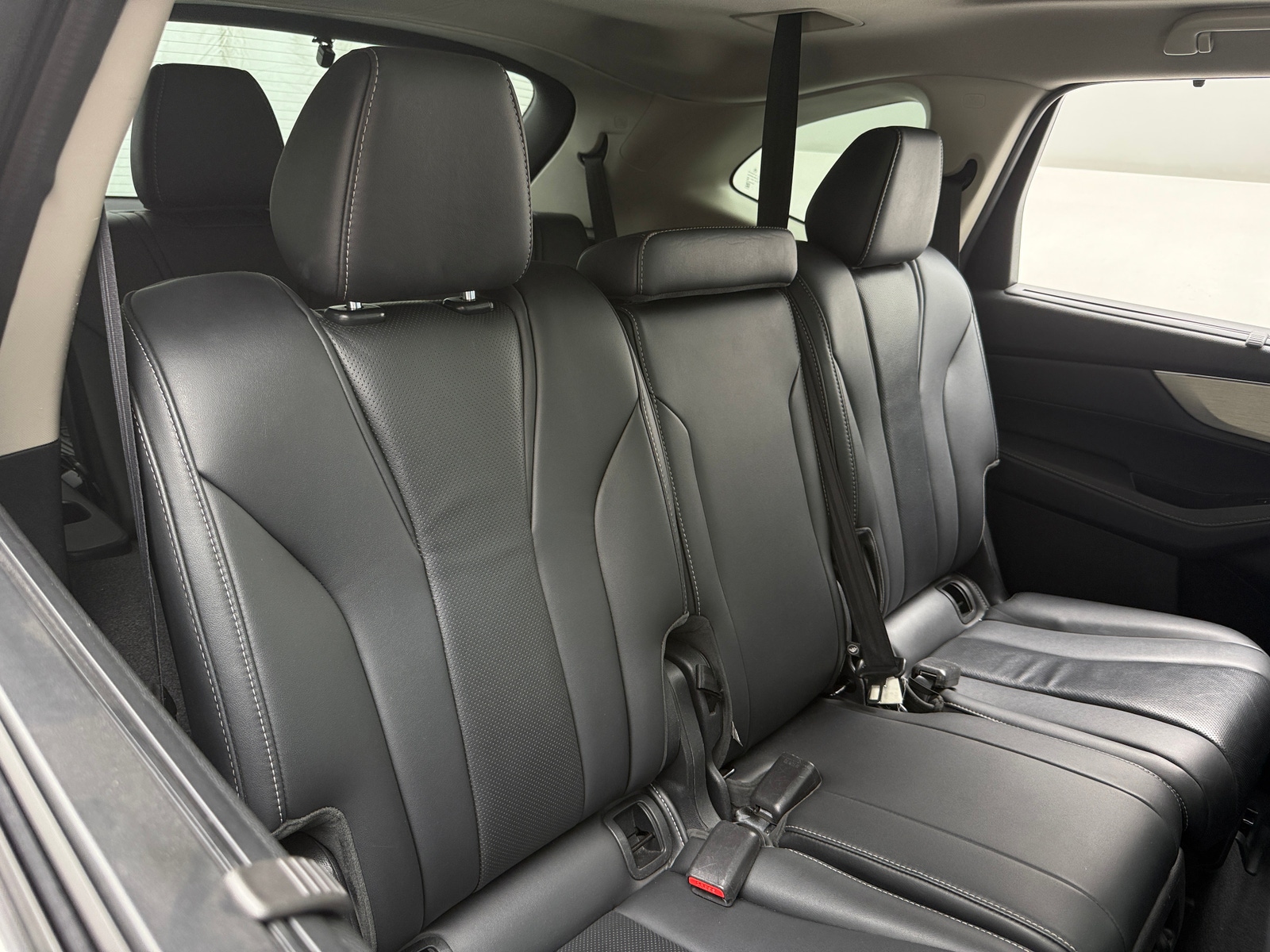 Thumbnail: 2023 Acura MDX - 5