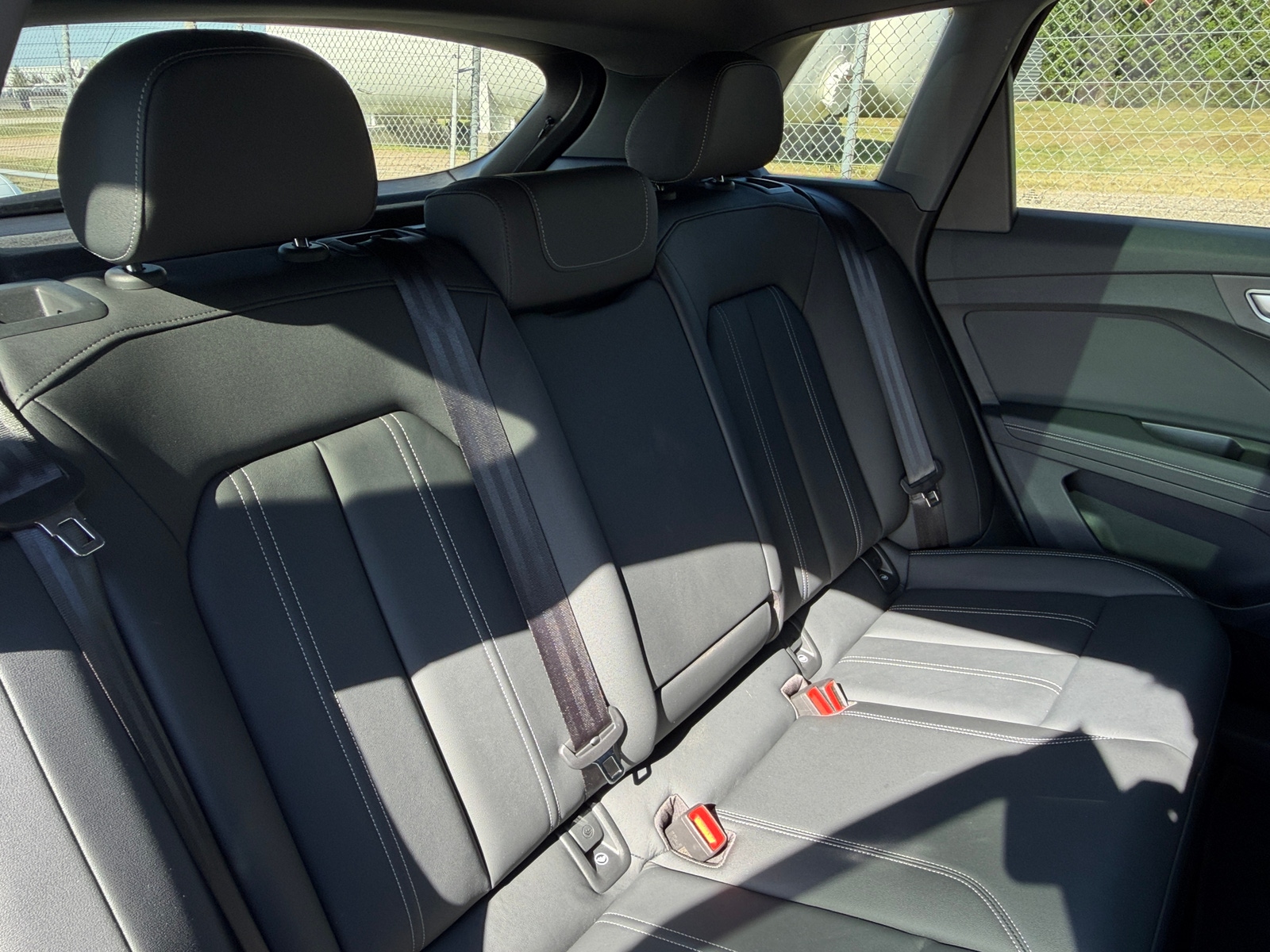 Thumbnail: 2023 Audi Q4 e-tron - 5