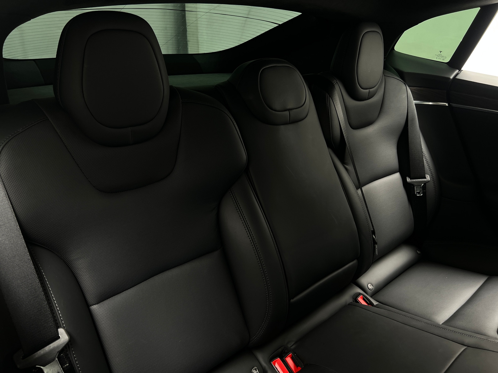 Thumbnail: 2022 Tesla Model S - 5