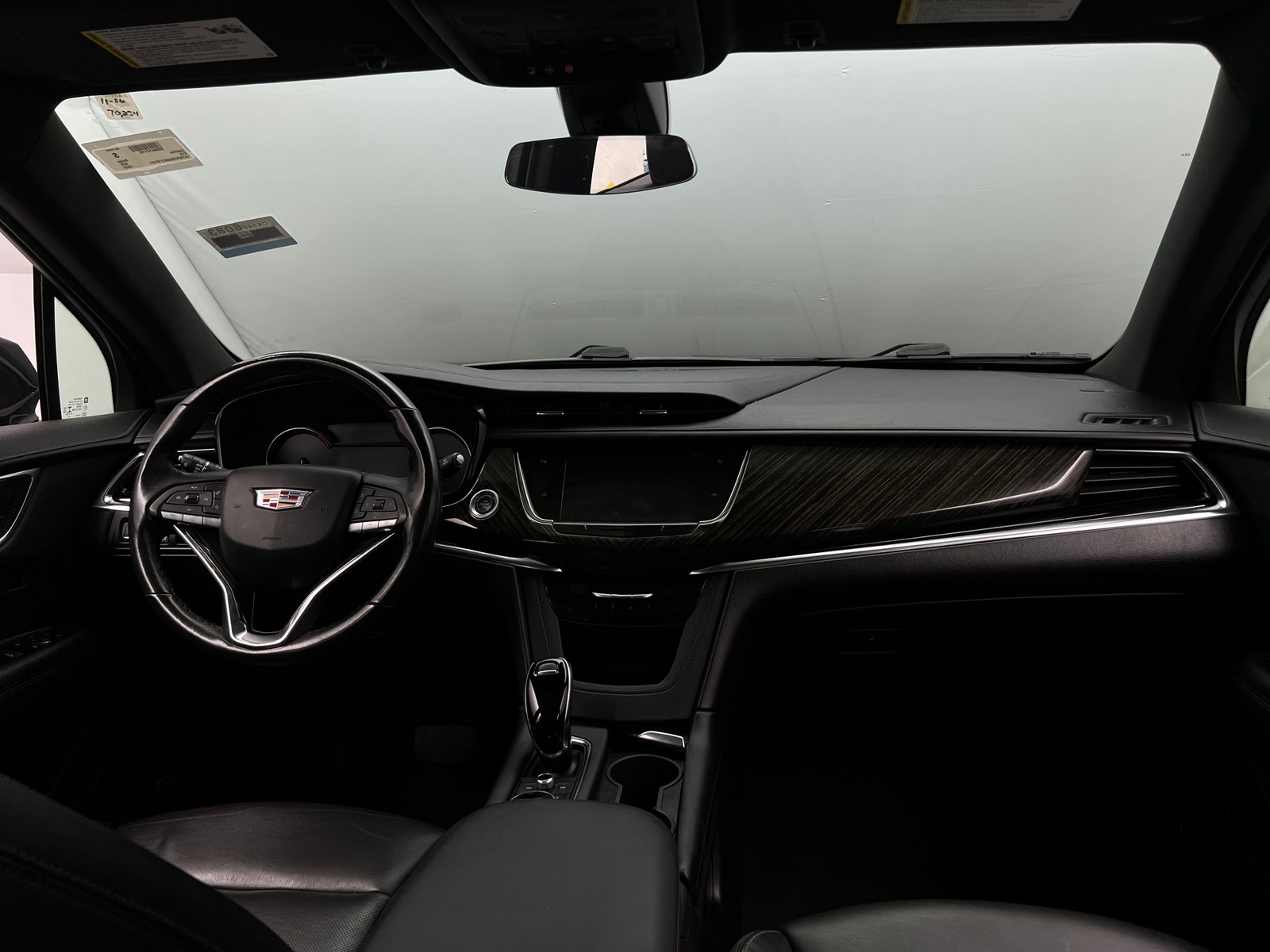 Thumbnail: 2022 Cadillac XT6 - 2