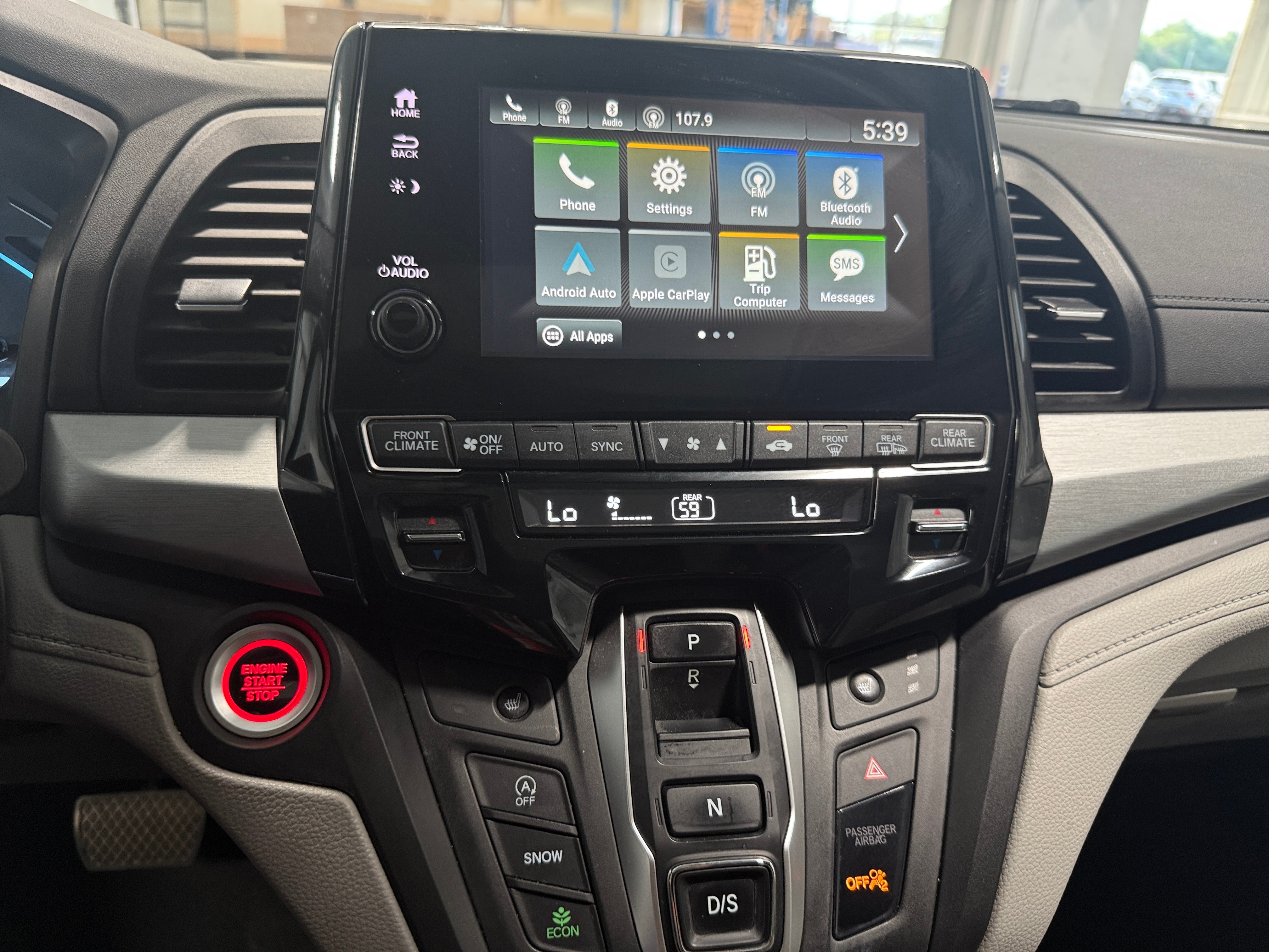 2024 Honda Odyssey EX-L - Photo 15