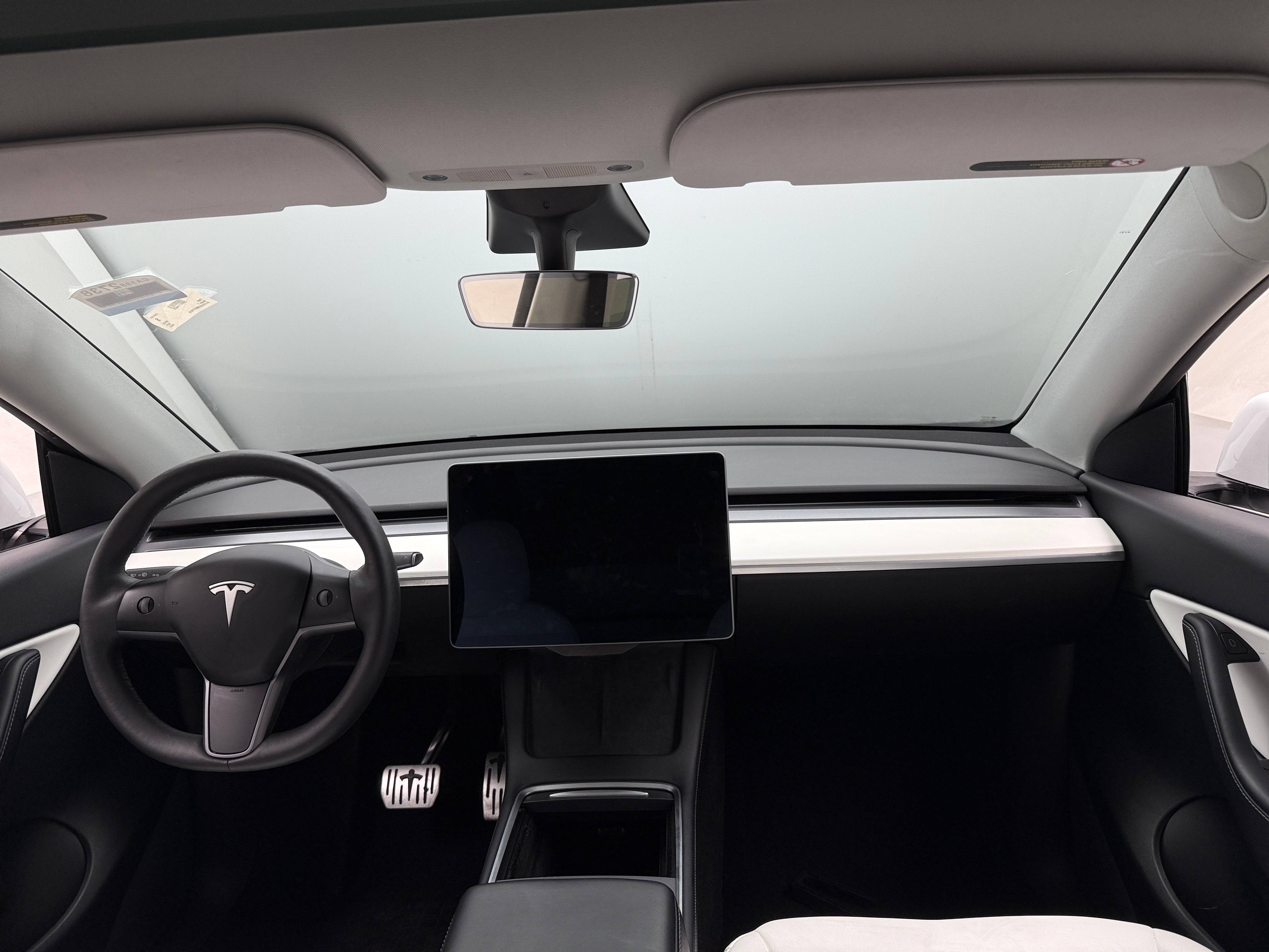 Used 2021 Tesla Model Y Long Range with VIN 5YJYGDEE3MF271815 for sale in Oak Creek, WI