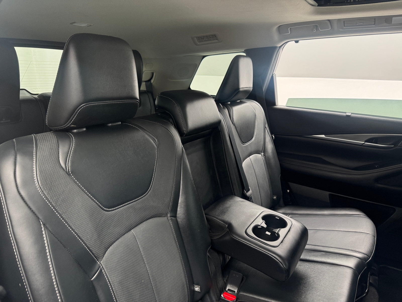 Thumbnail: 2023 INFINITI QX60 - 5