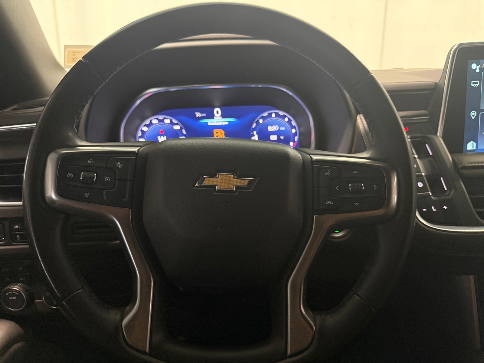 Thumbnail: 2024 Chevrolet Tahoe - 4