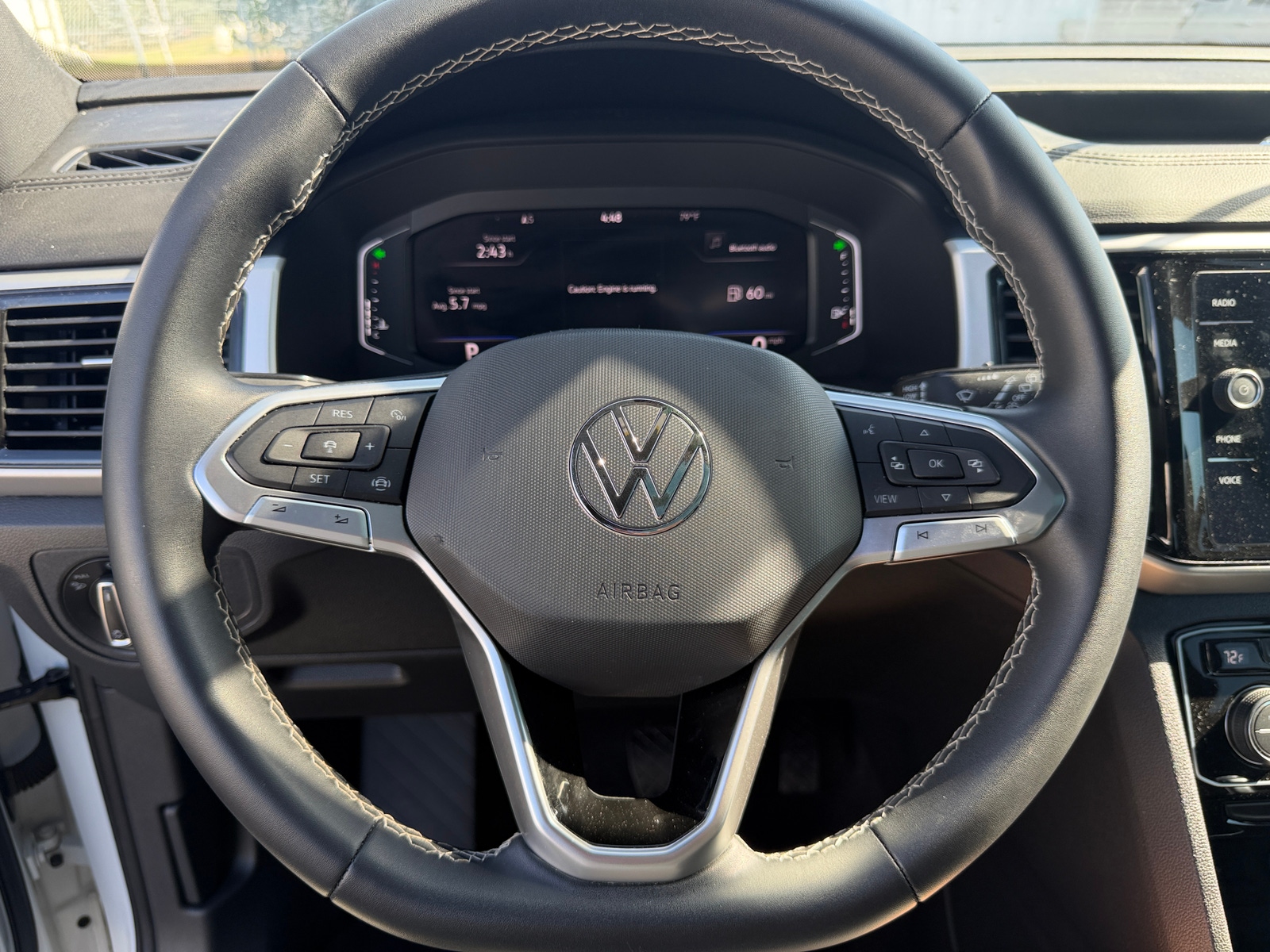Thumbnail: 2023 Volkswagen Atlas - 4