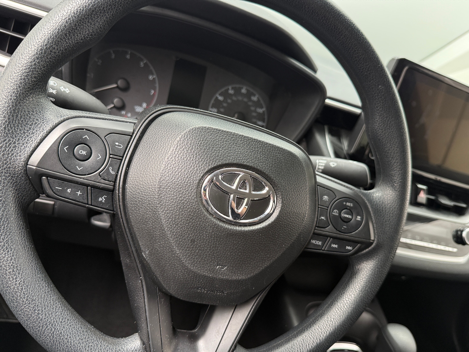 Thumbnail: 2025 Toyota Corolla - 5
