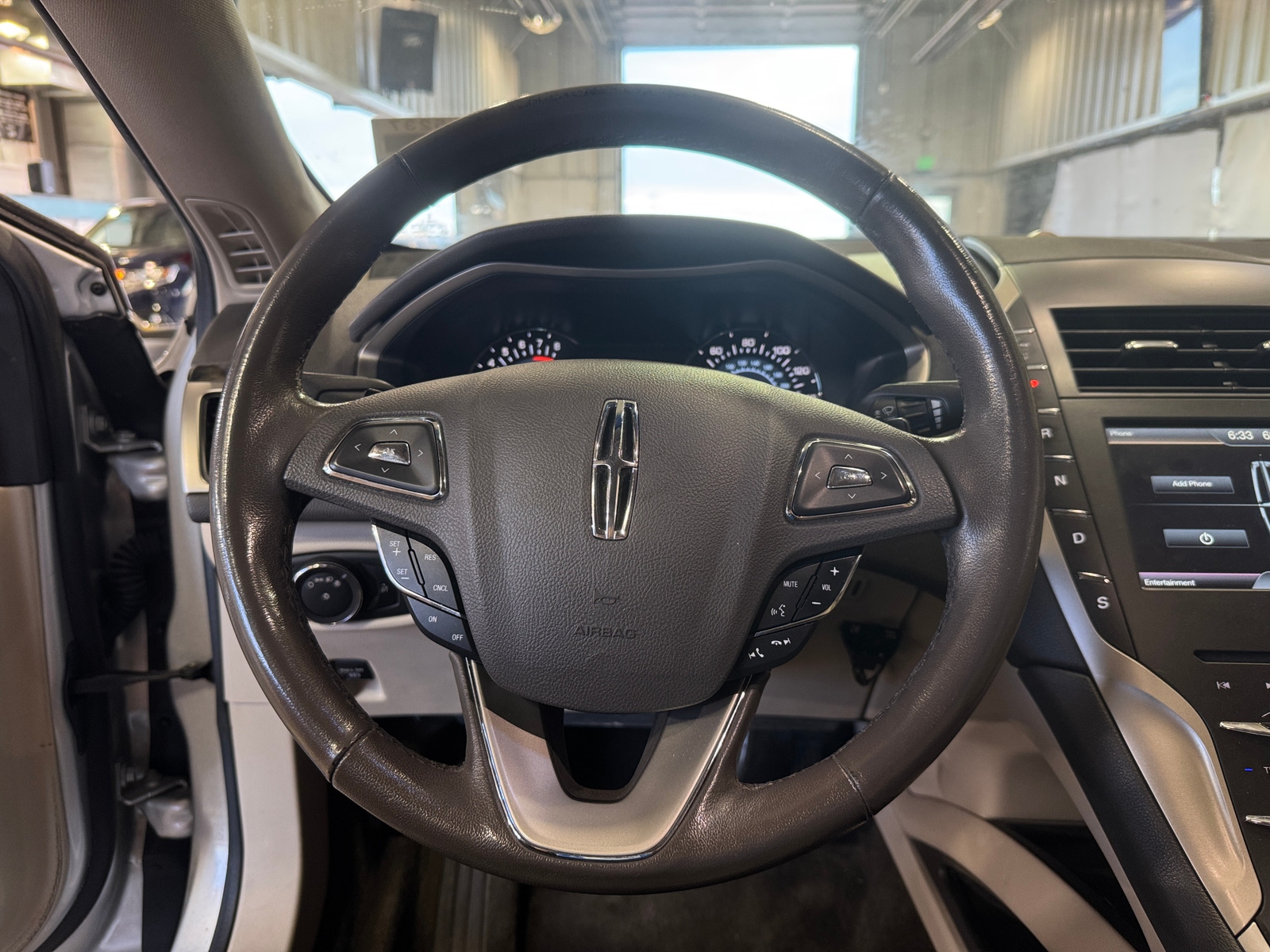 Thumbnail: 2016 Lincoln MKZ - 4