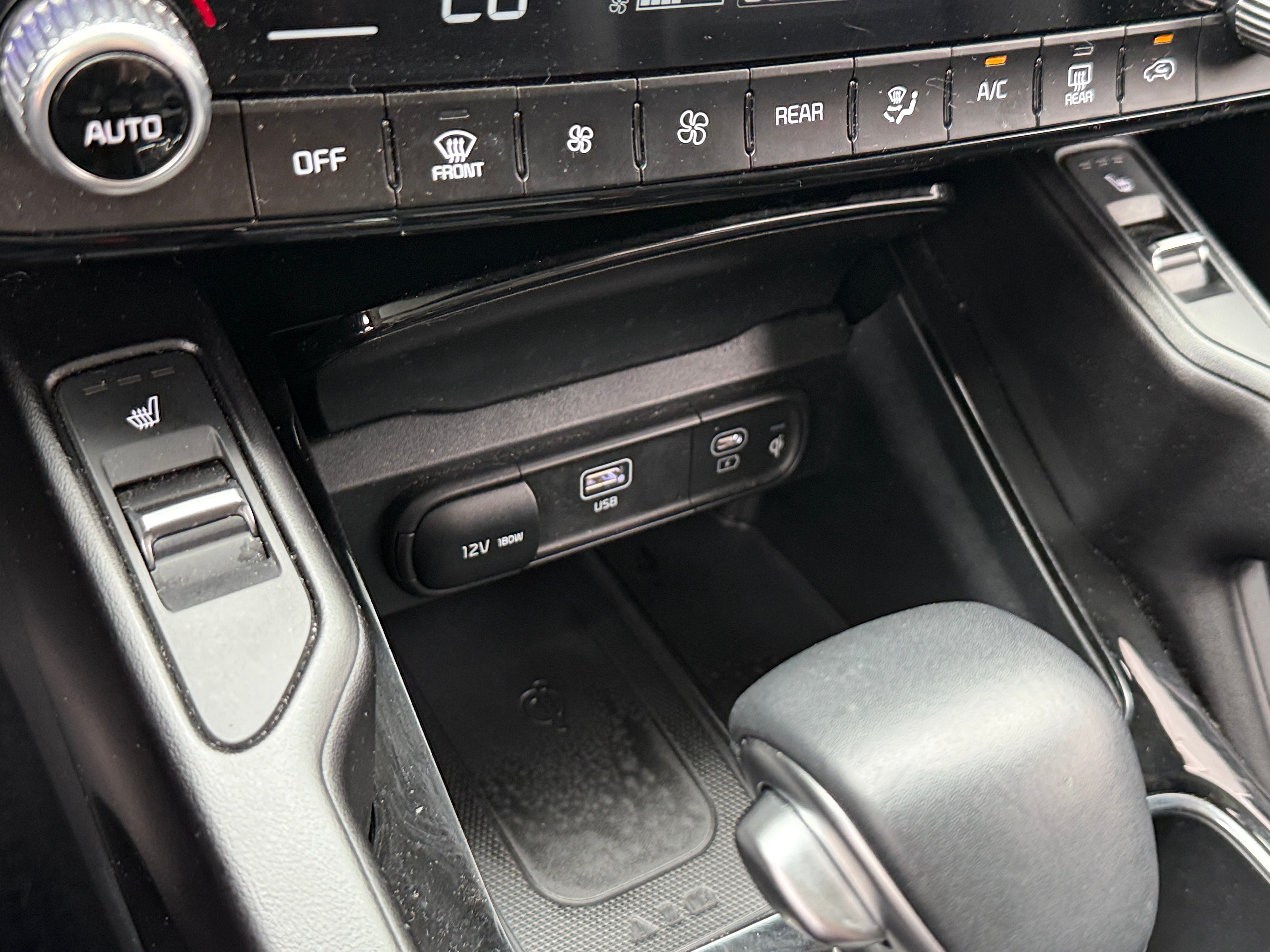 2025 Kia Telluride S - Photo 18
