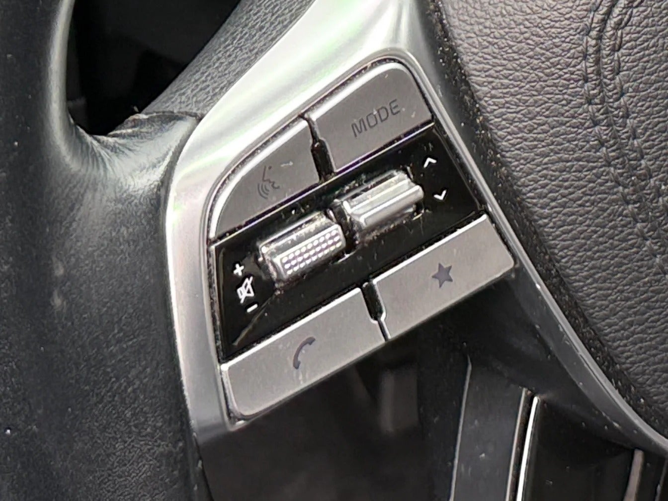 2025 Kia Telluride S - Photo 20