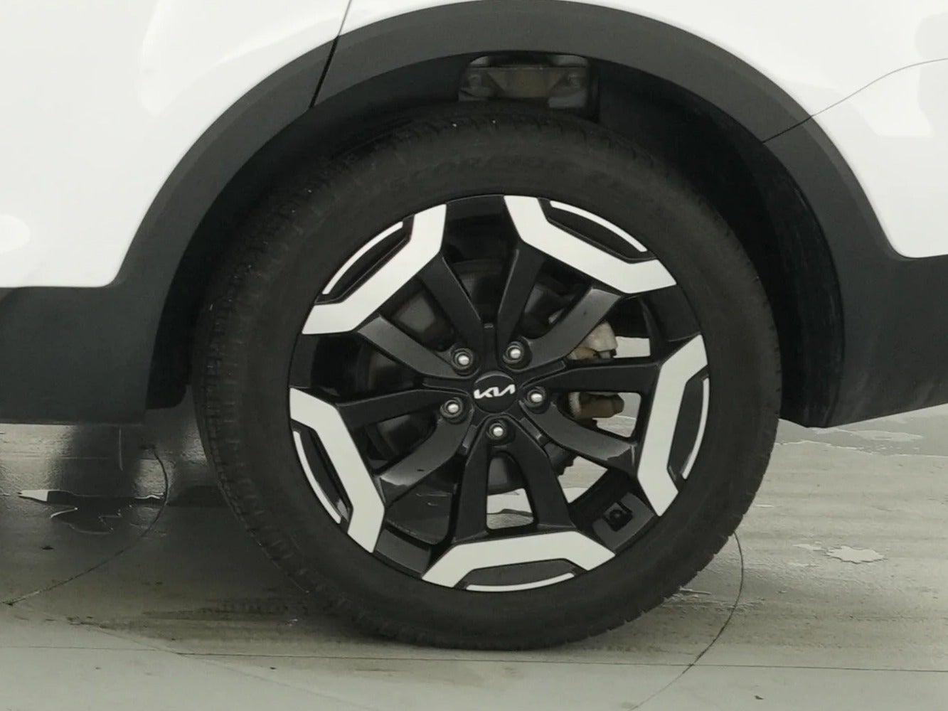 2025 Kia Telluride S - Photo 21