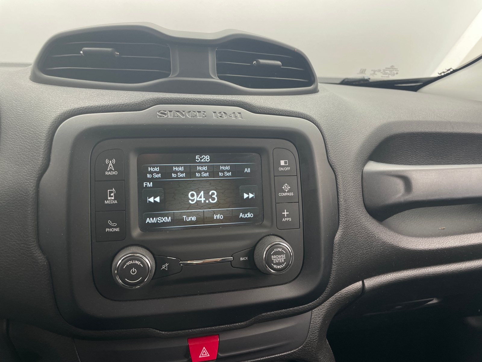 Thumbnail: 2017 Jeep Renegade - 4