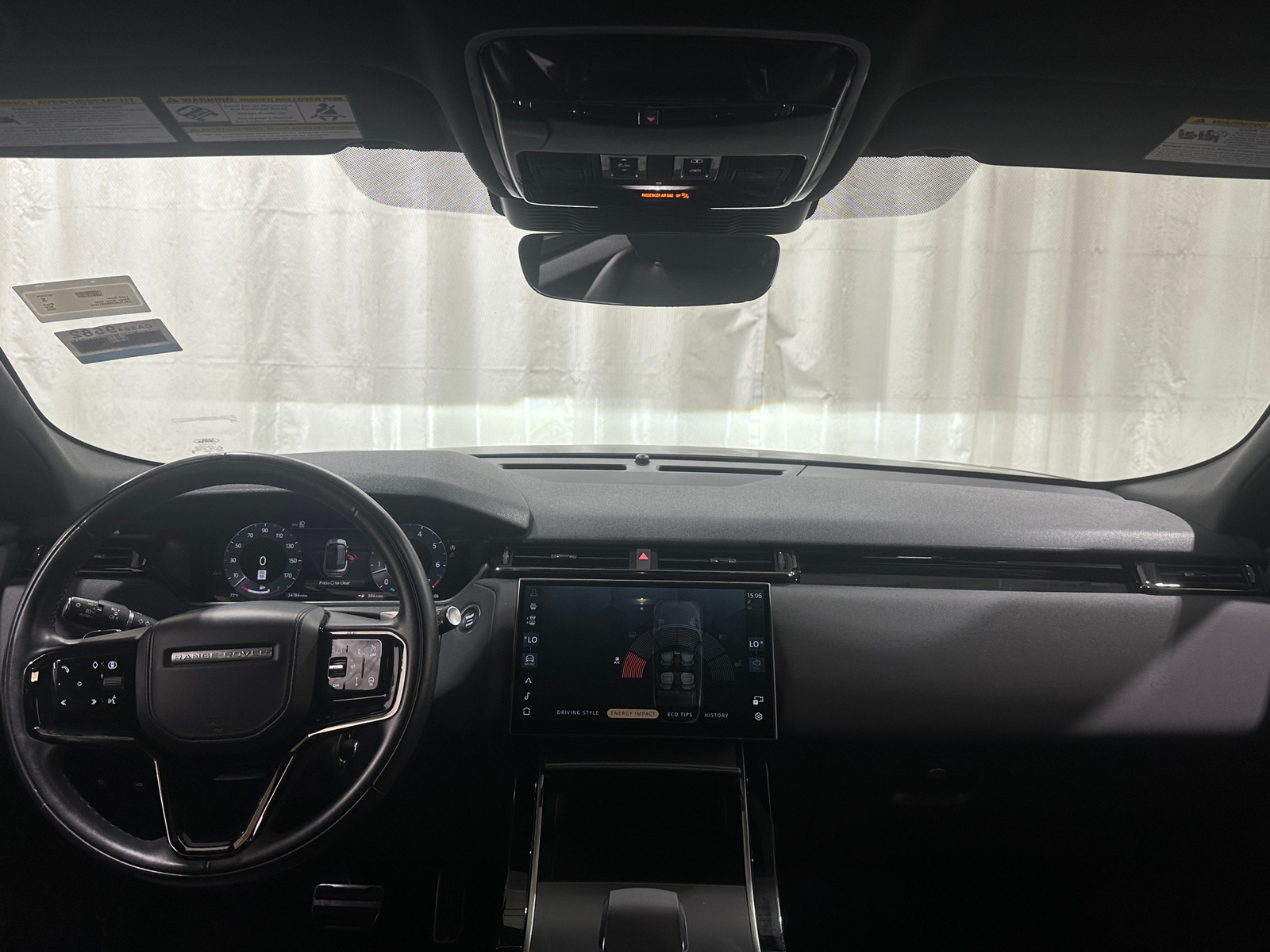 Thumbnail: 2025 Land Rover Range Rover Velar - 2