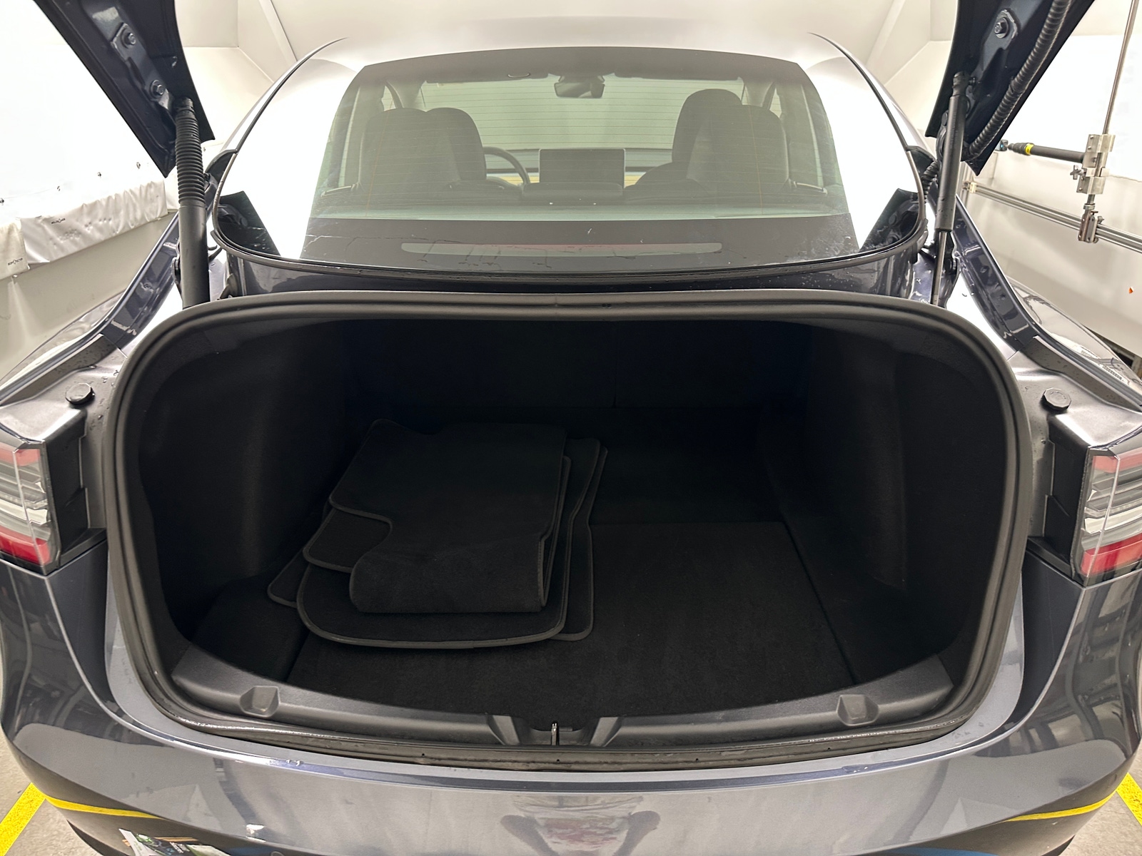 Thumbnail: 2022 Tesla Model 3 - 6
