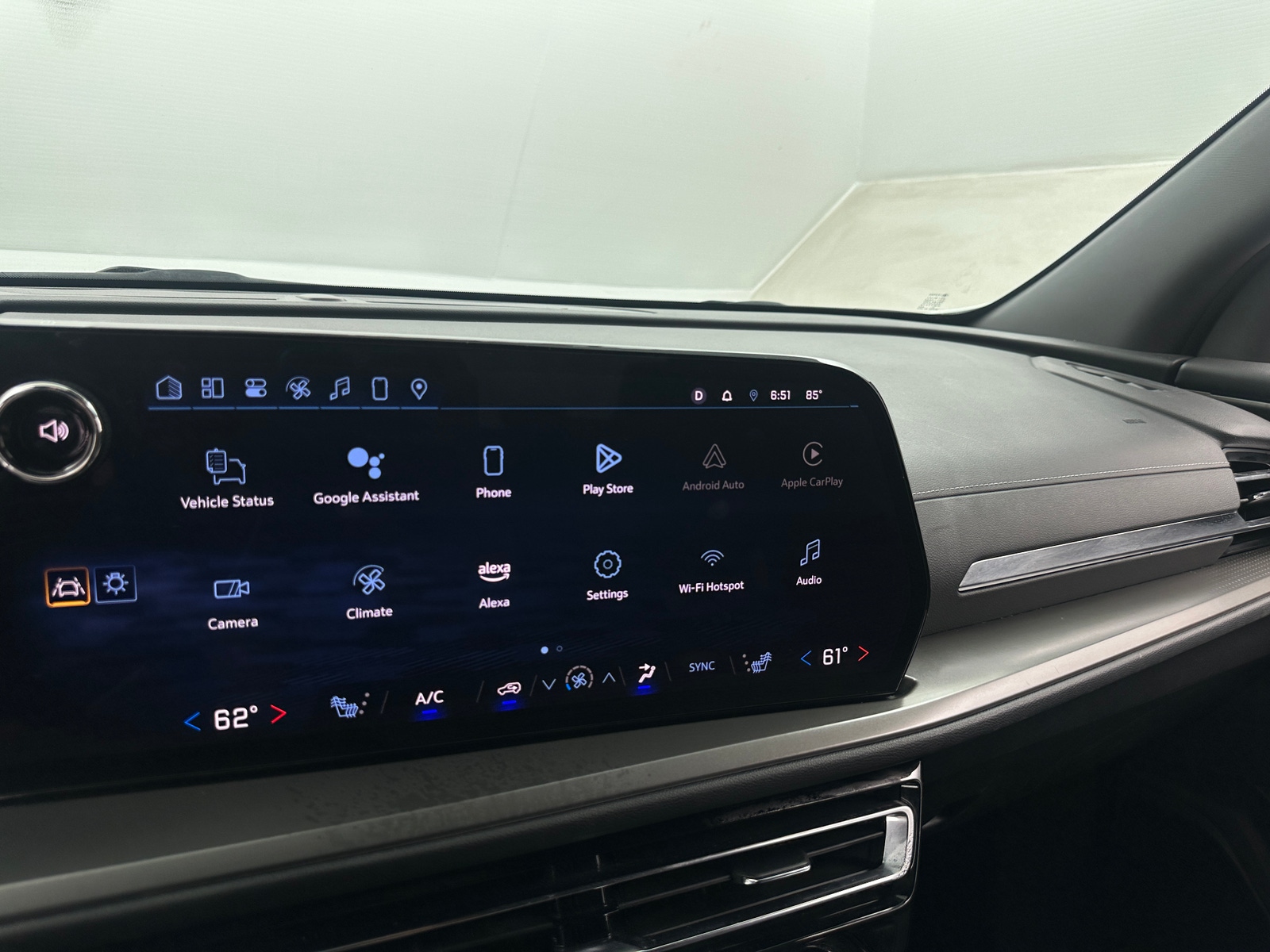 Thumbnail: 2024 Chevrolet Traverse - 4