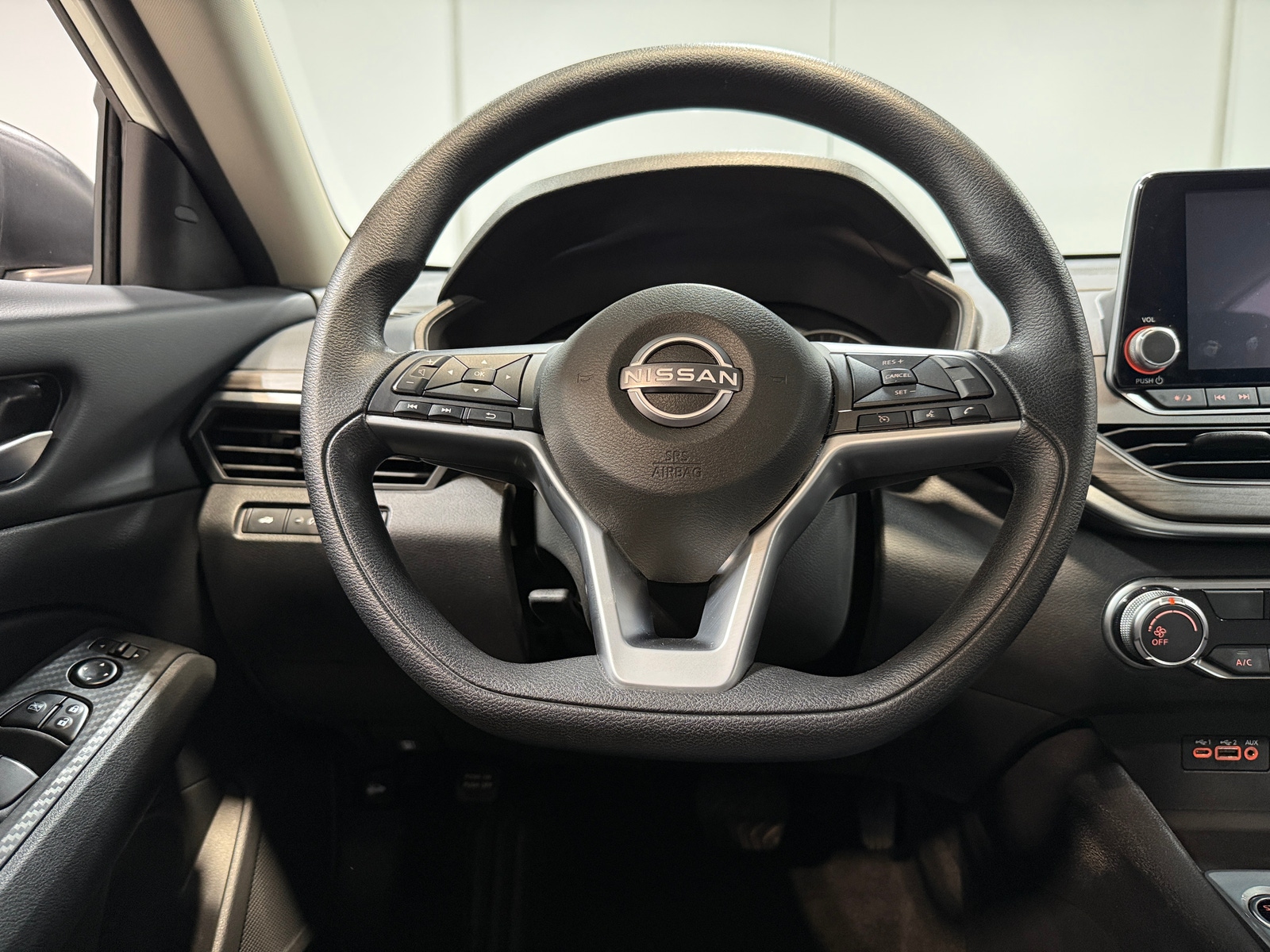 Thumbnail: 2025 Nissan Altima - 5