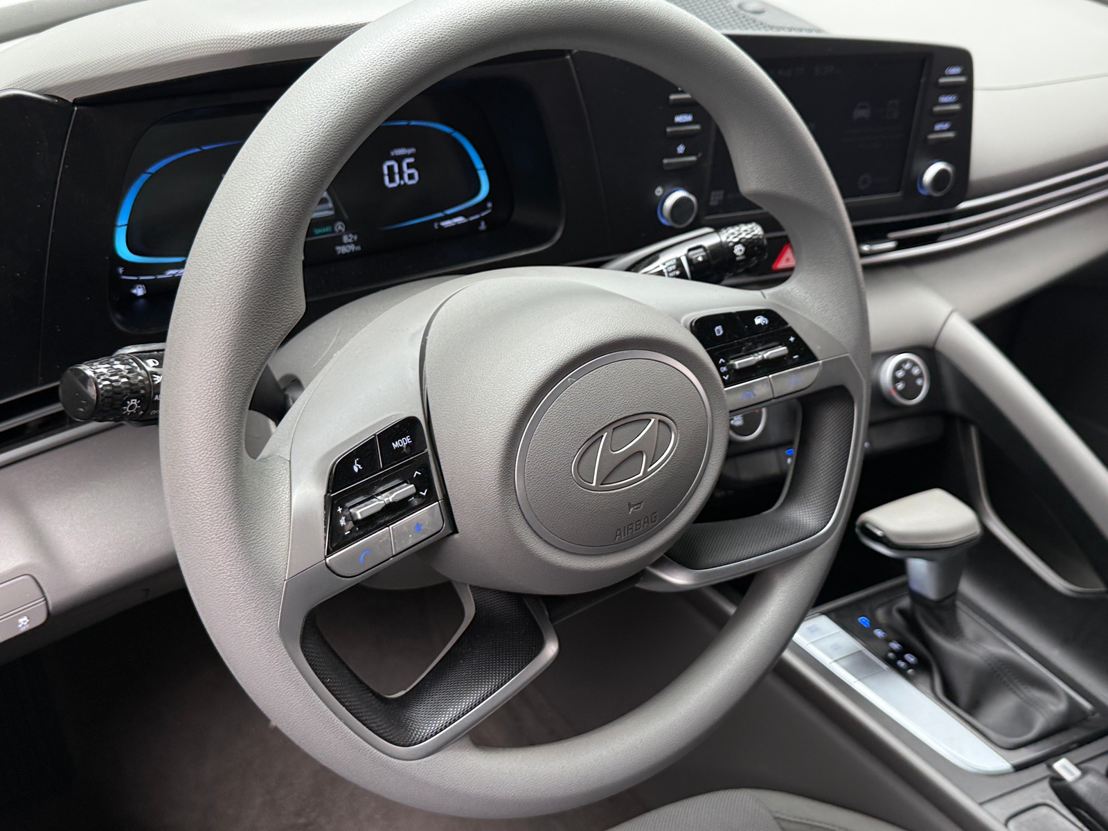 Thumbnail: 2025 Hyundai Elantra - 5
