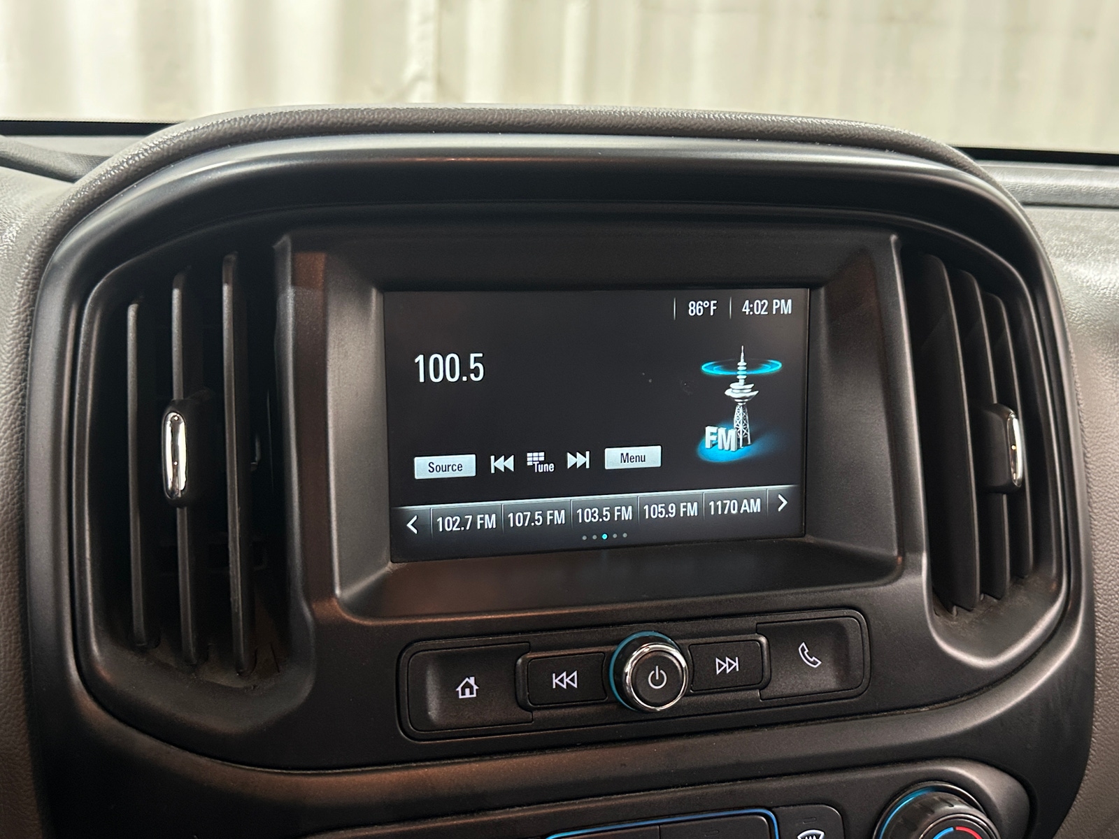 Thumbnail: 2018 GMC Canyon - 4