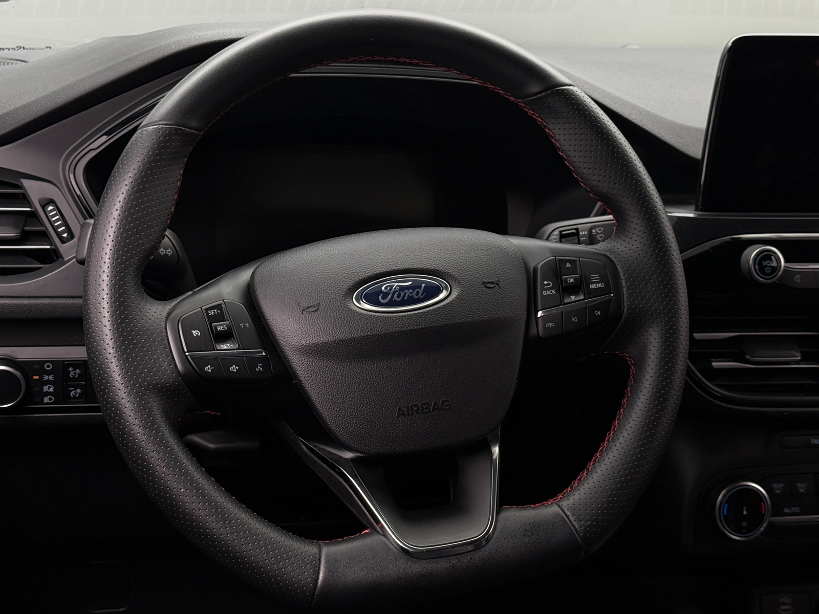 Thumbnail: 2025 Ford Escape - 5
