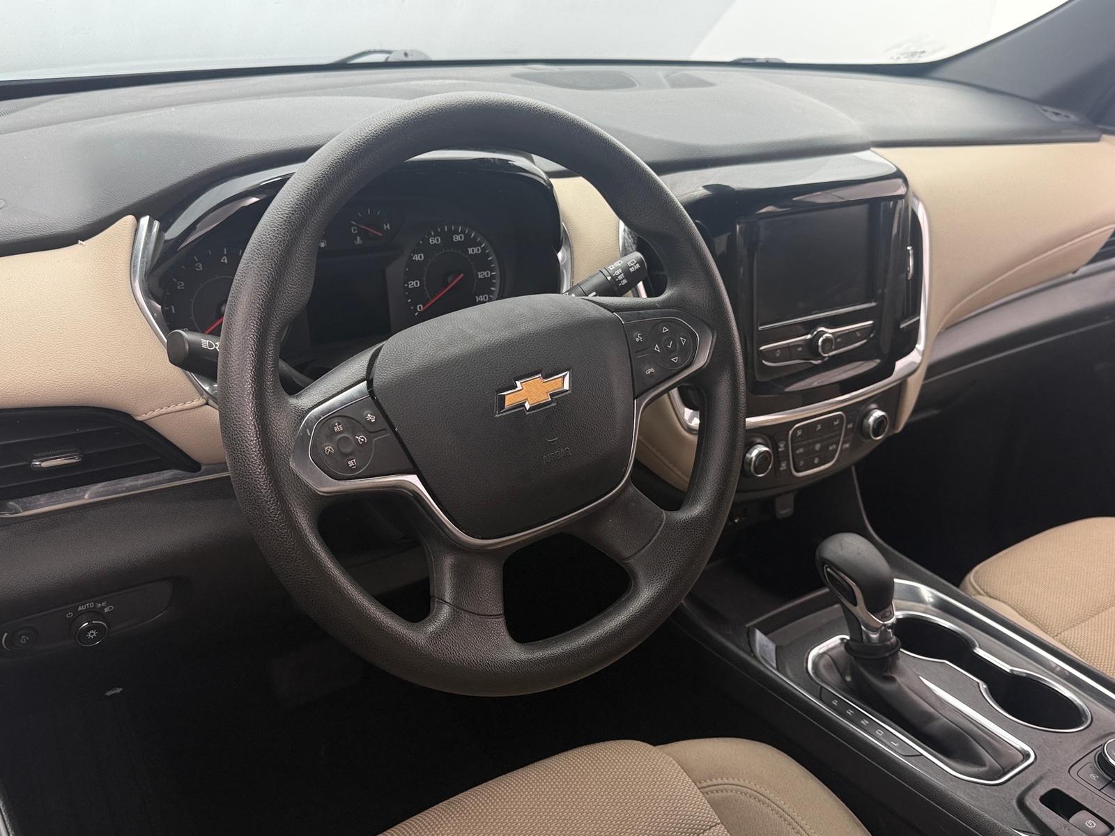 Thumbnail: 2023 Chevrolet Traverse - 5