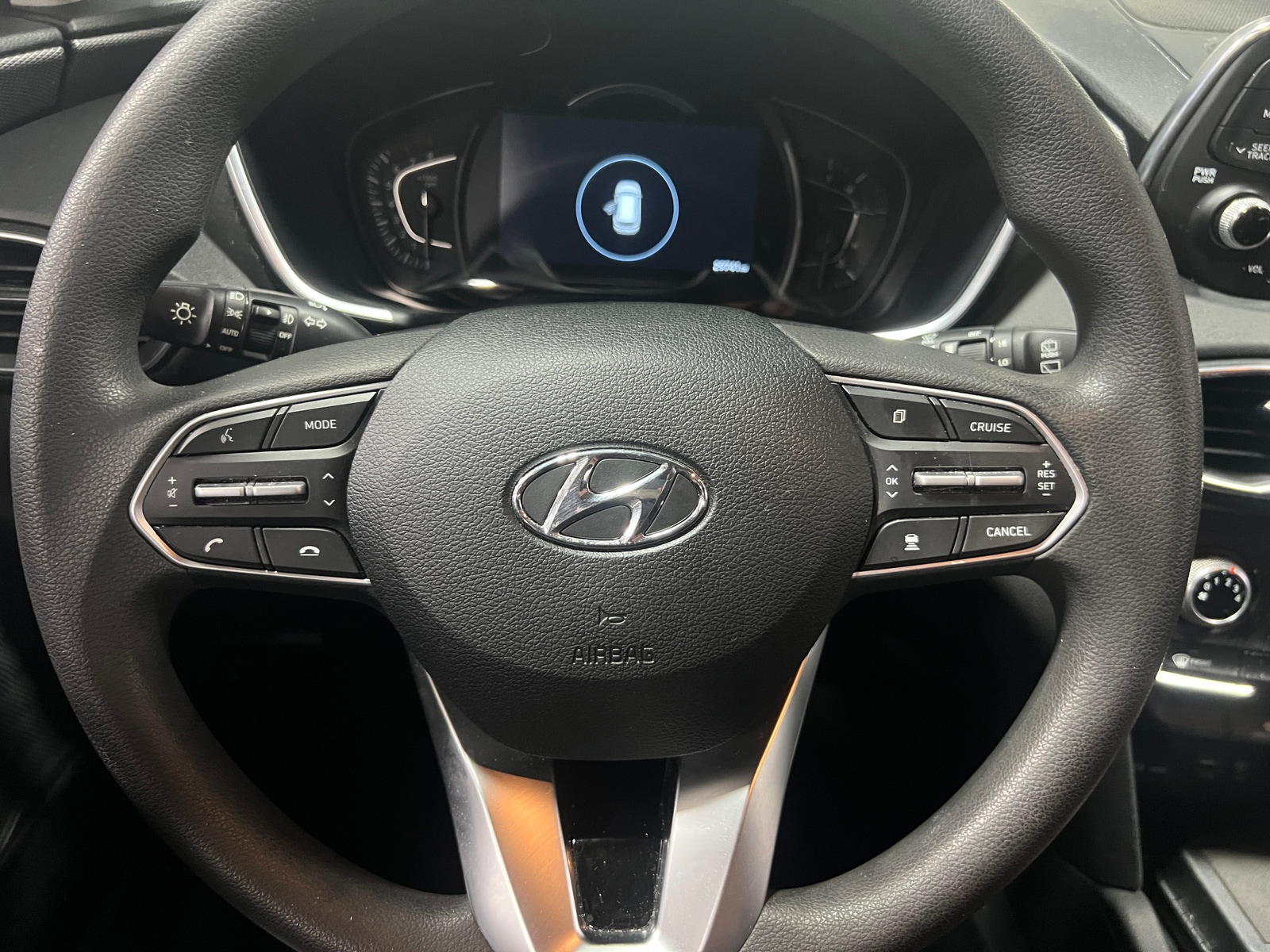 Thumbnail: 2020 Hyundai Santa Fe - 5