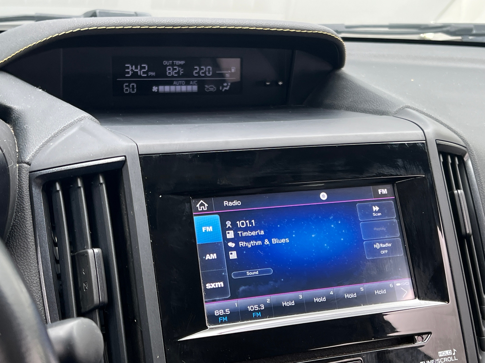 Thumbnail: 2021 Subaru Crosstrek - 3