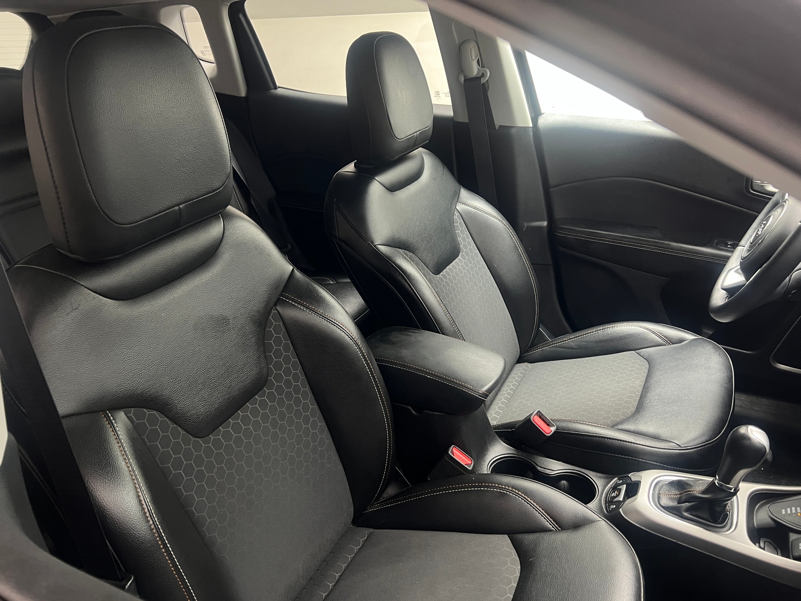 Thumbnail: 2018 Jeep Compass - 2