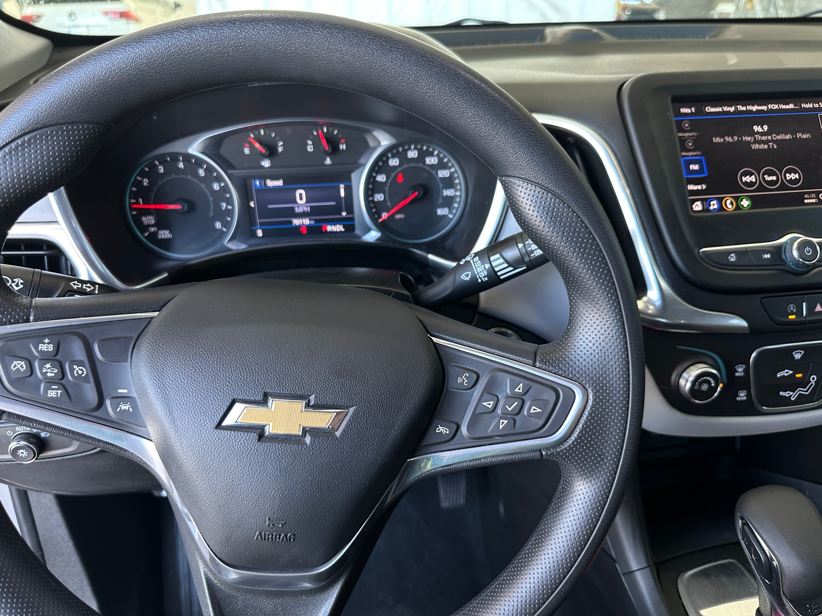 Thumbnail: 2022 Chevrolet Equinox - 3