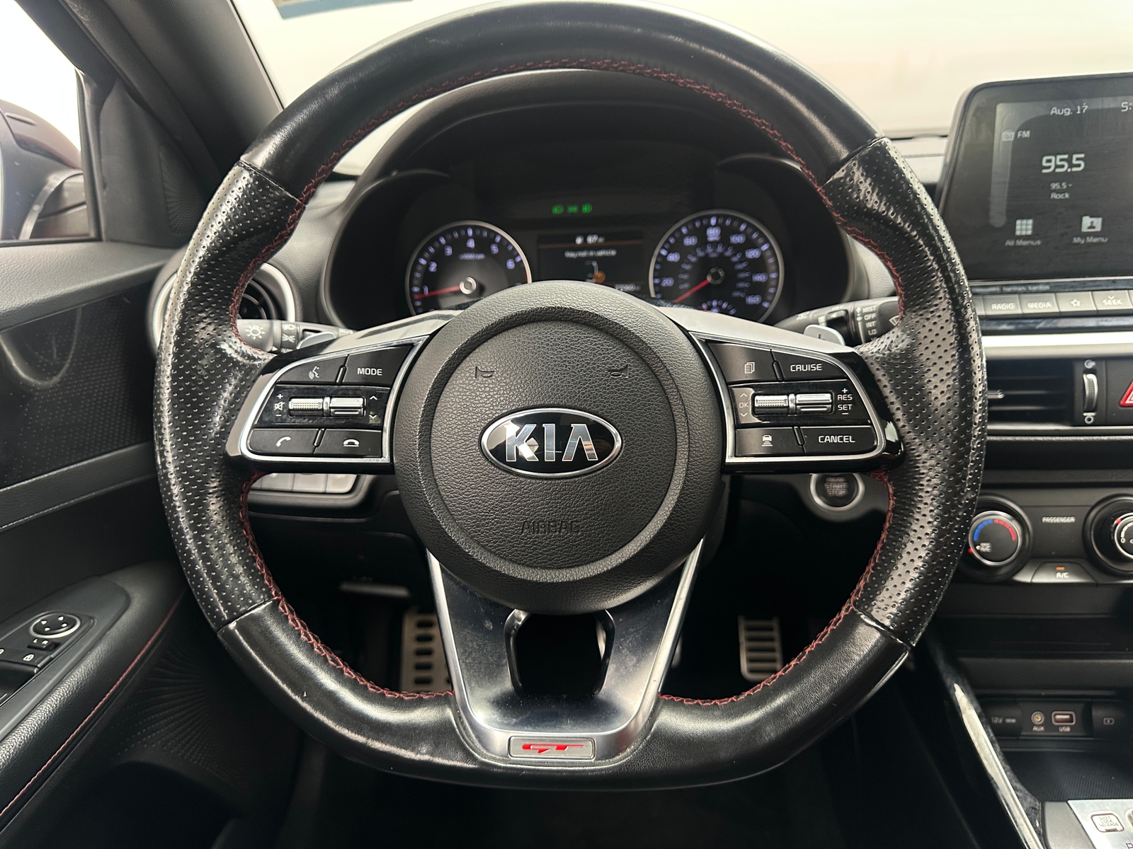 Thumbnail: 2020 Kia Forte - 4