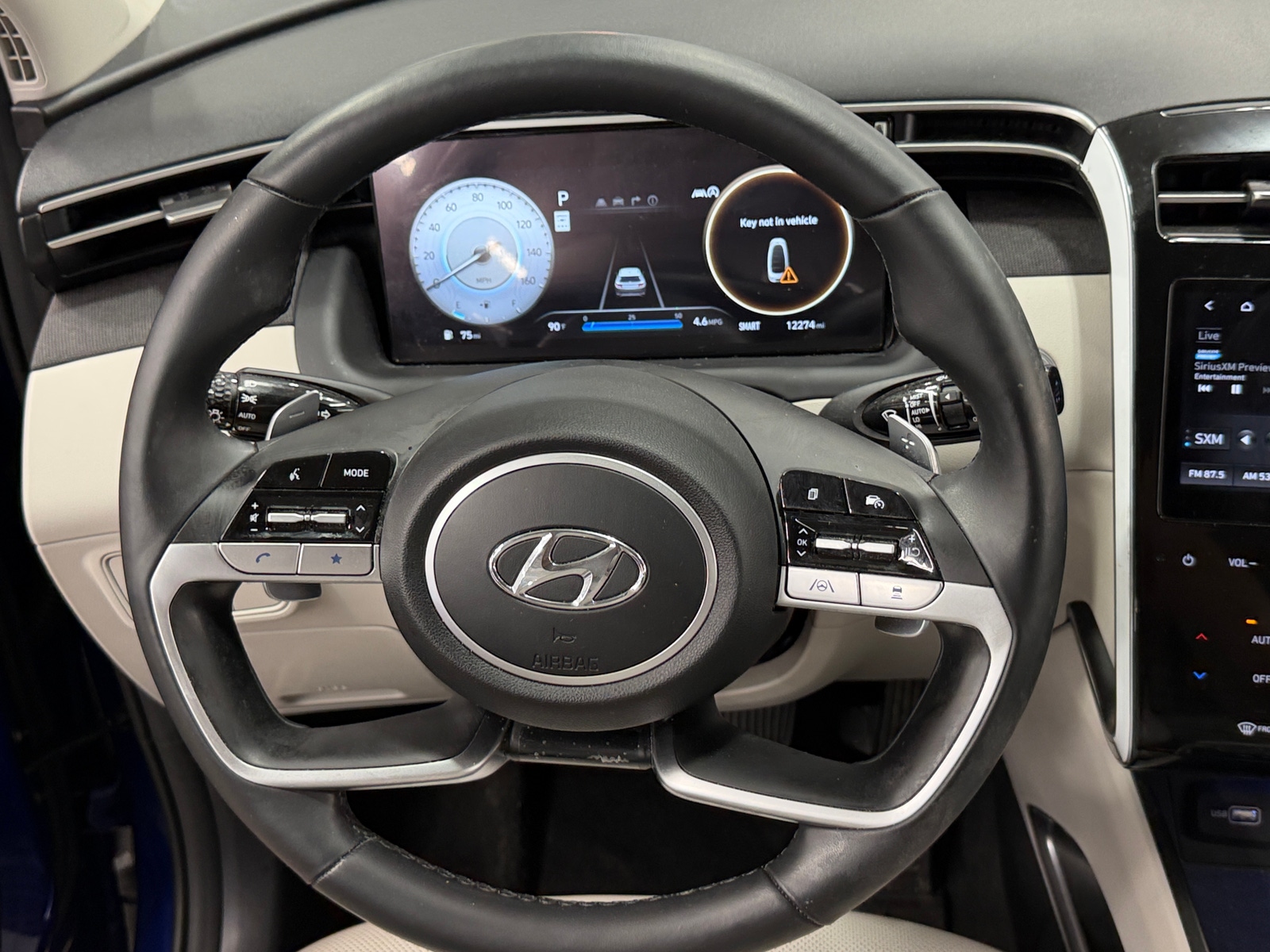 Thumbnail: 2022 Hyundai Tucson - 4