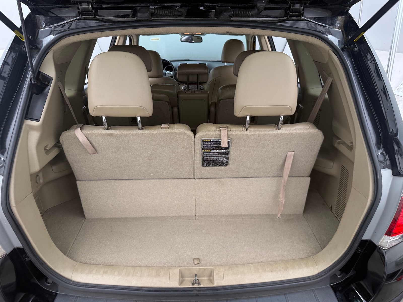 Thumbnail: 2011 Toyota Highlander - 6