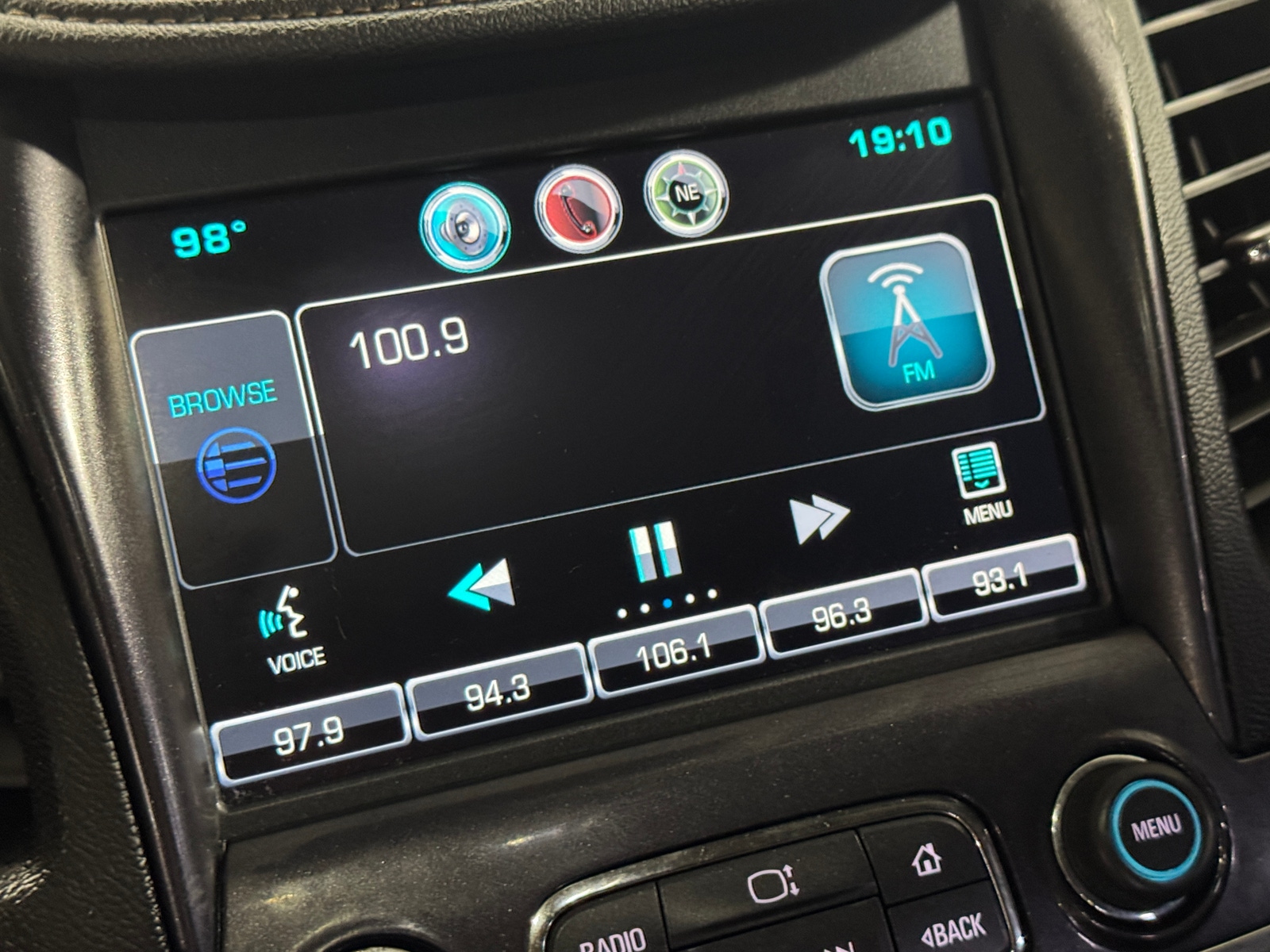 Thumbnail: 2015 Chevrolet Impala - 3