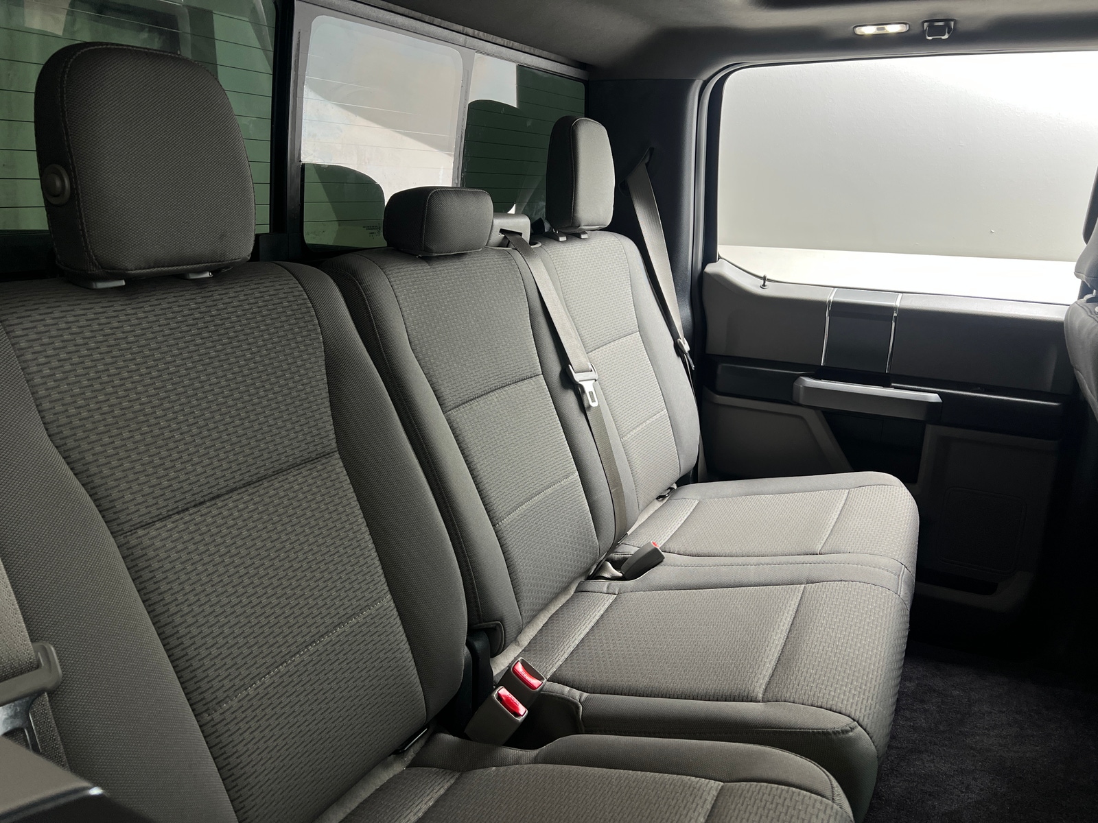 Thumbnail: 2015 Ford Econoline - 6
