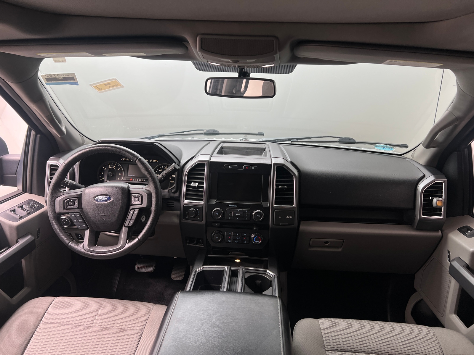Thumbnail: 2015 Ford Econoline - 3