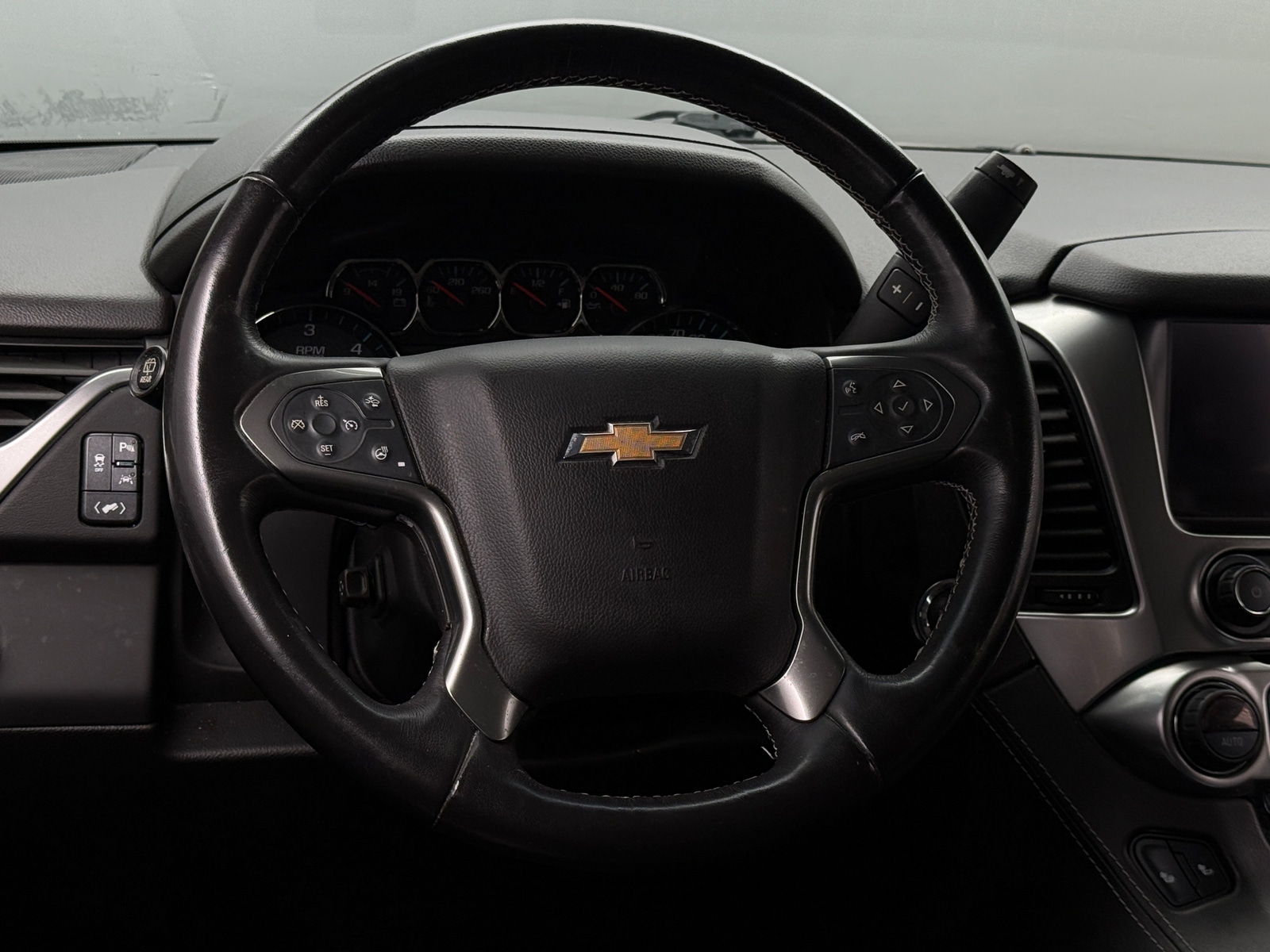 Thumbnail: 2018 Chevrolet Tahoe - 4