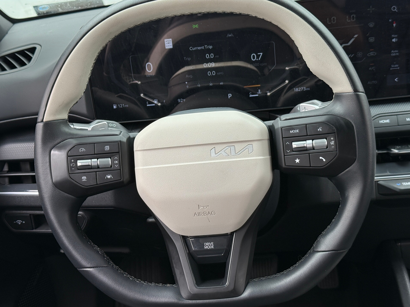 Thumbnail: 2025 Kia K4 - 4