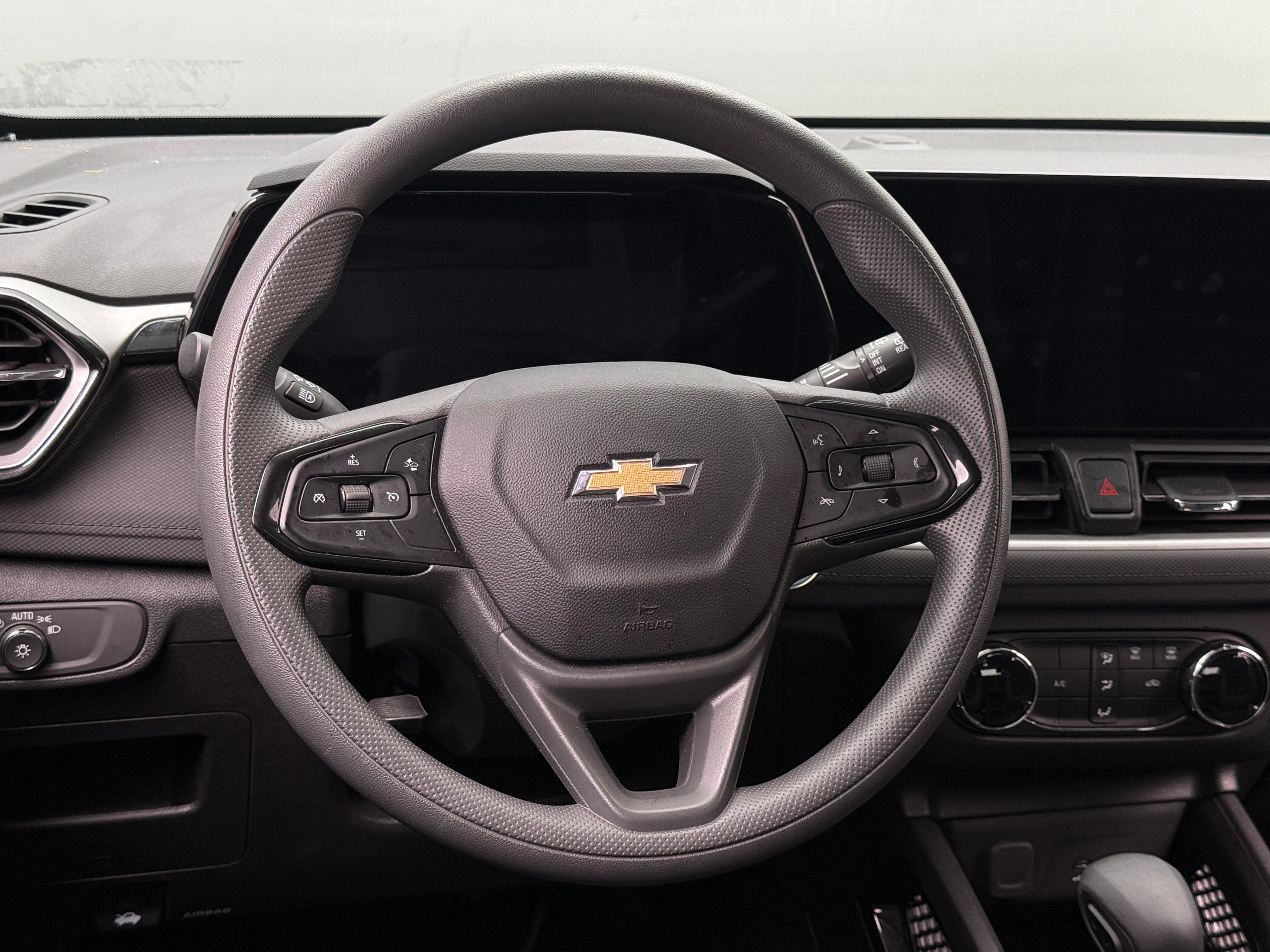 2025 Chevrolet Trailblazer LS - Photo 4