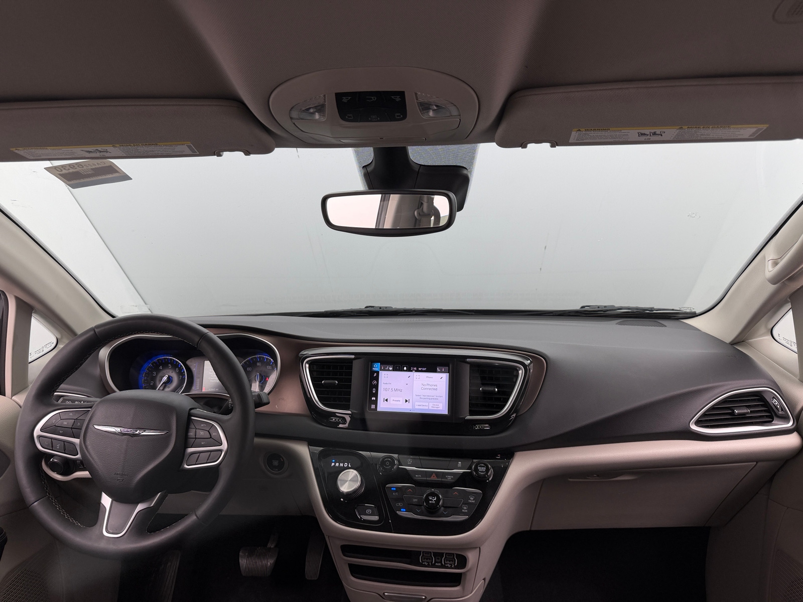 Thumbnail: 2024 Chrysler Voyager - 3