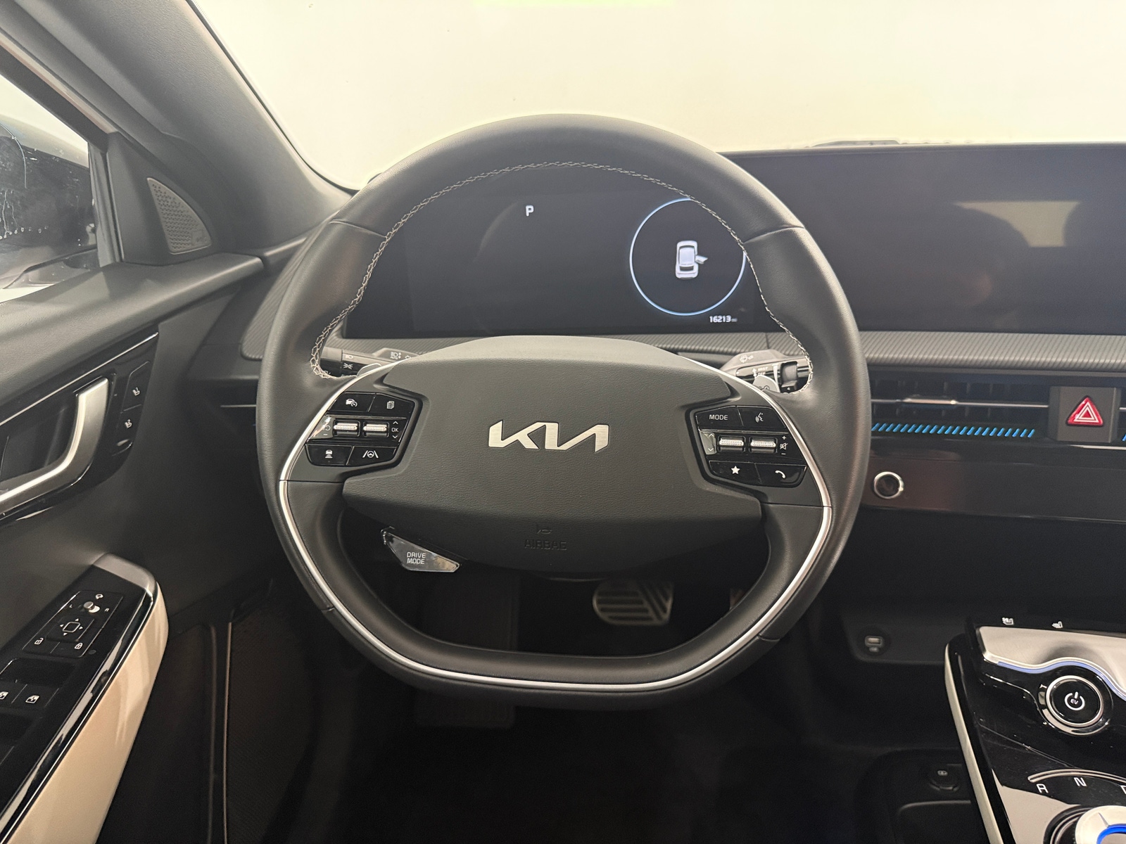 Thumbnail: 2024 Kia EV6 - 4