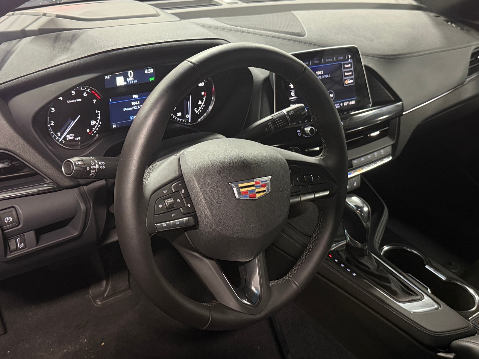 Thumbnail: 2025 Cadillac CT4 - 4