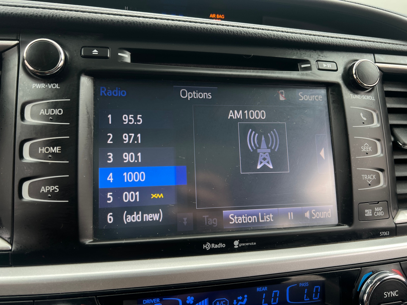 Thumbnail: 2015 Toyota Highlander - 3
