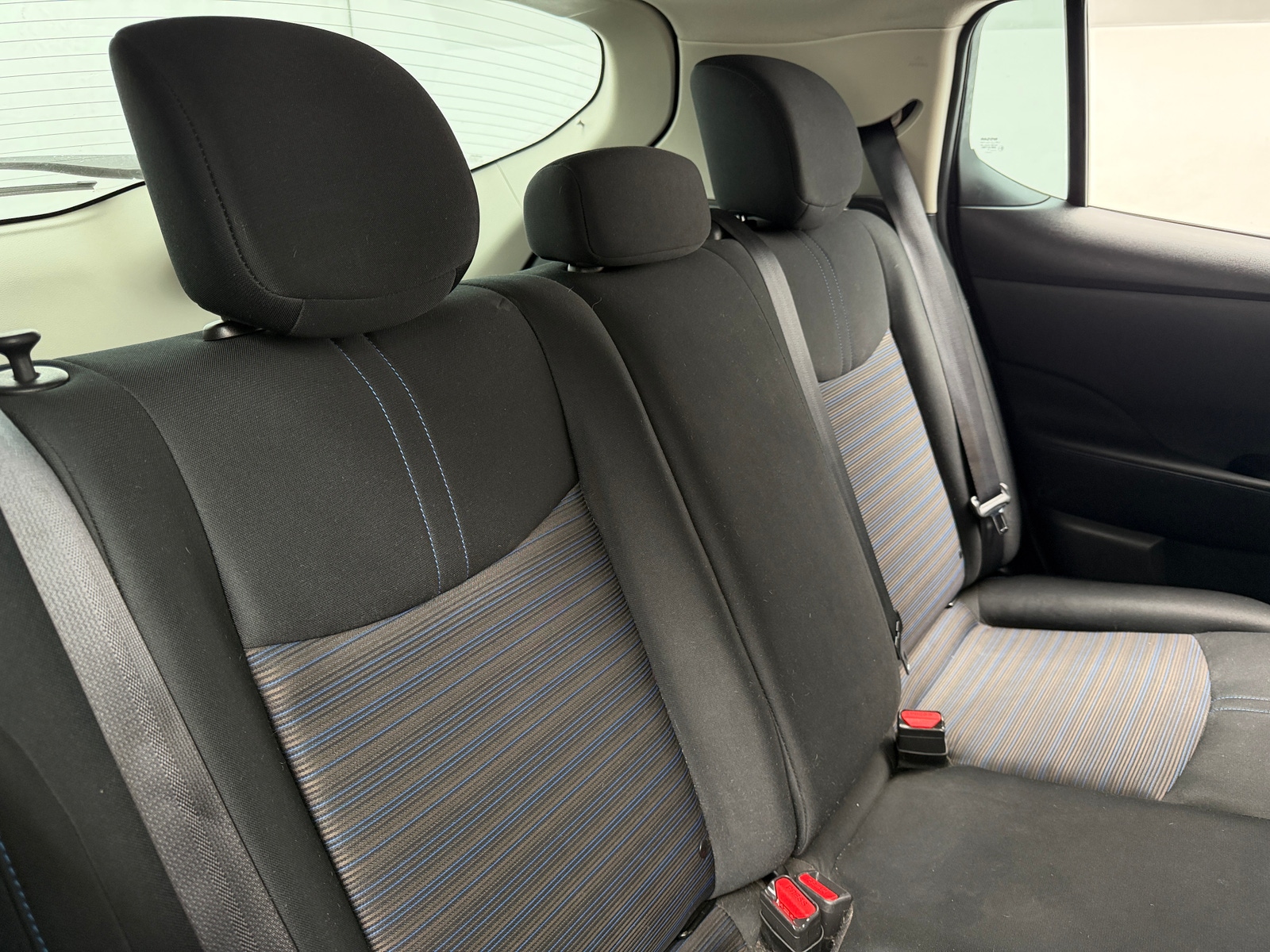 Thumbnail: 2021 Nissan Leaf - 6
