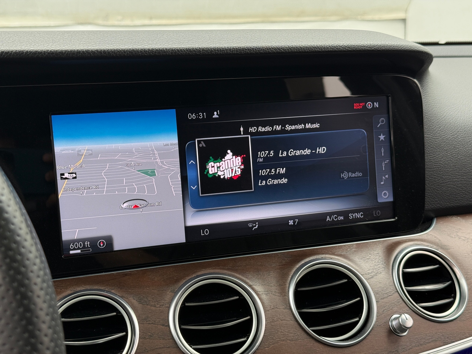 Thumbnail: 2017 Mercedes-Benz E-Class - 3