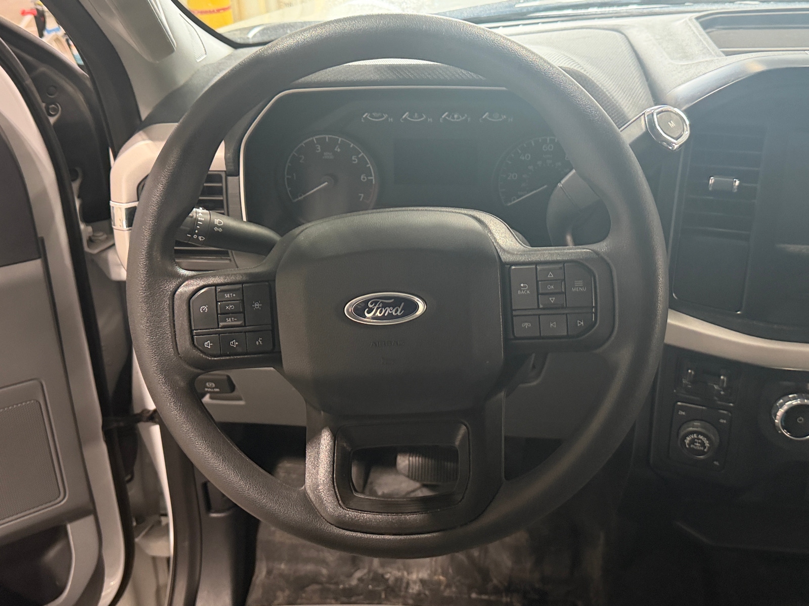 Thumbnail: 2023 Ford Econoline - 5