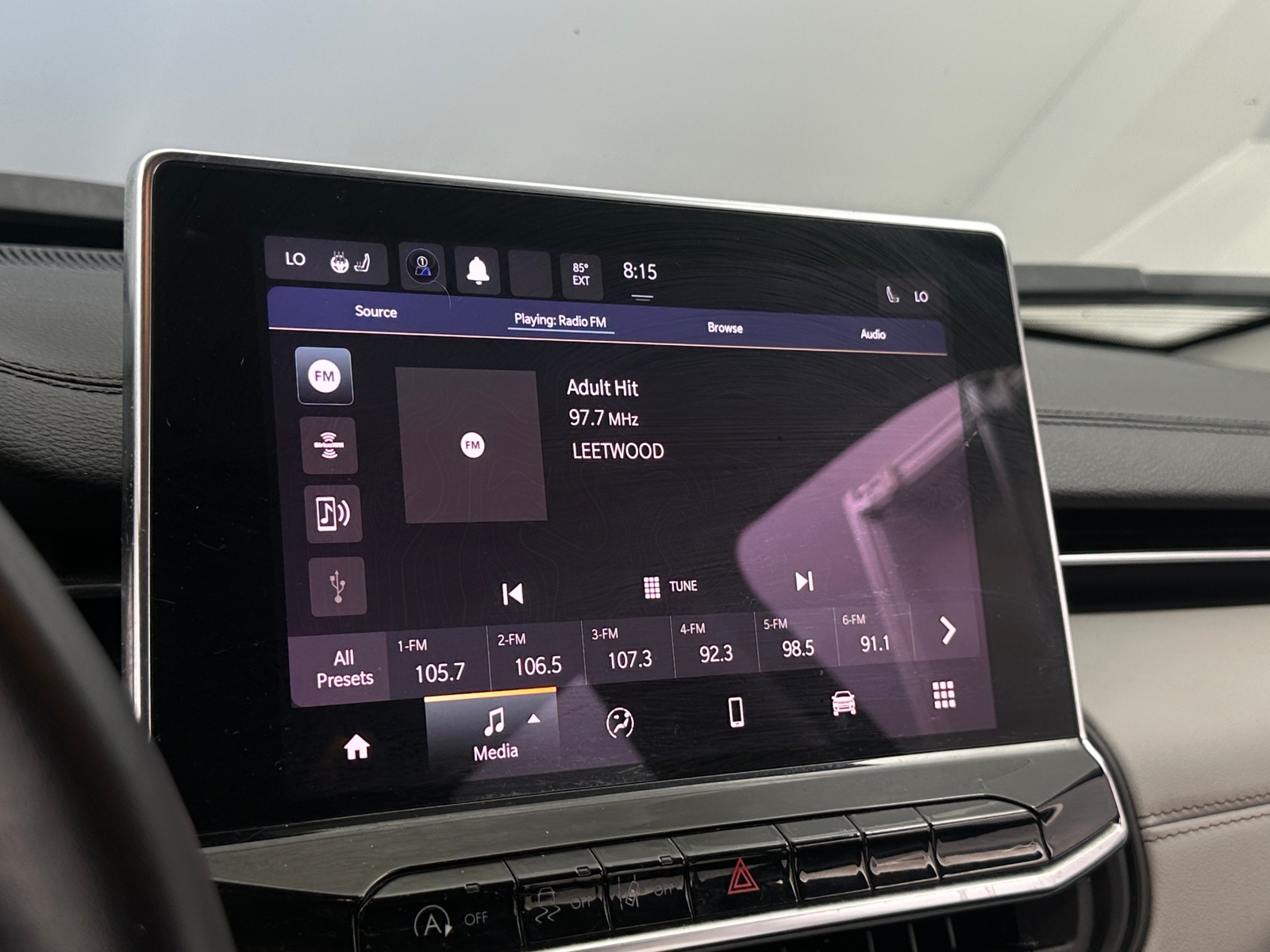 Thumbnail: 2022 Jeep Compass - 3