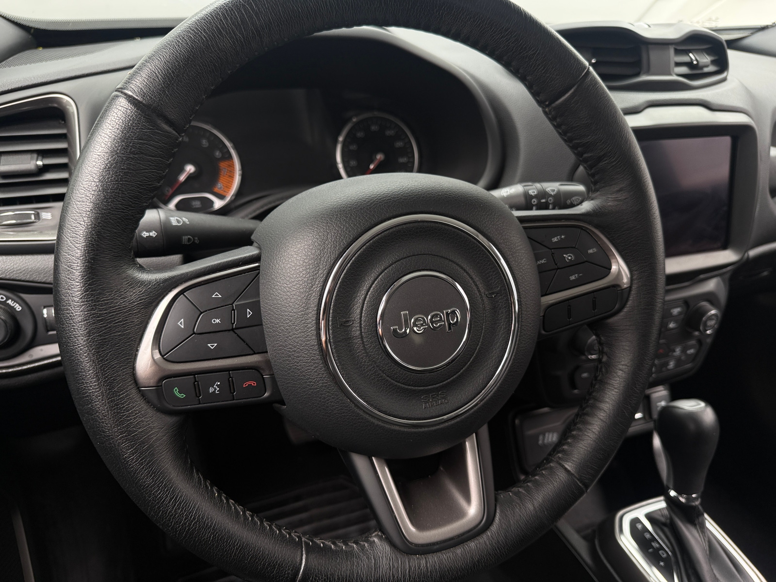 Thumbnail: 2022 Jeep Renegade - 4