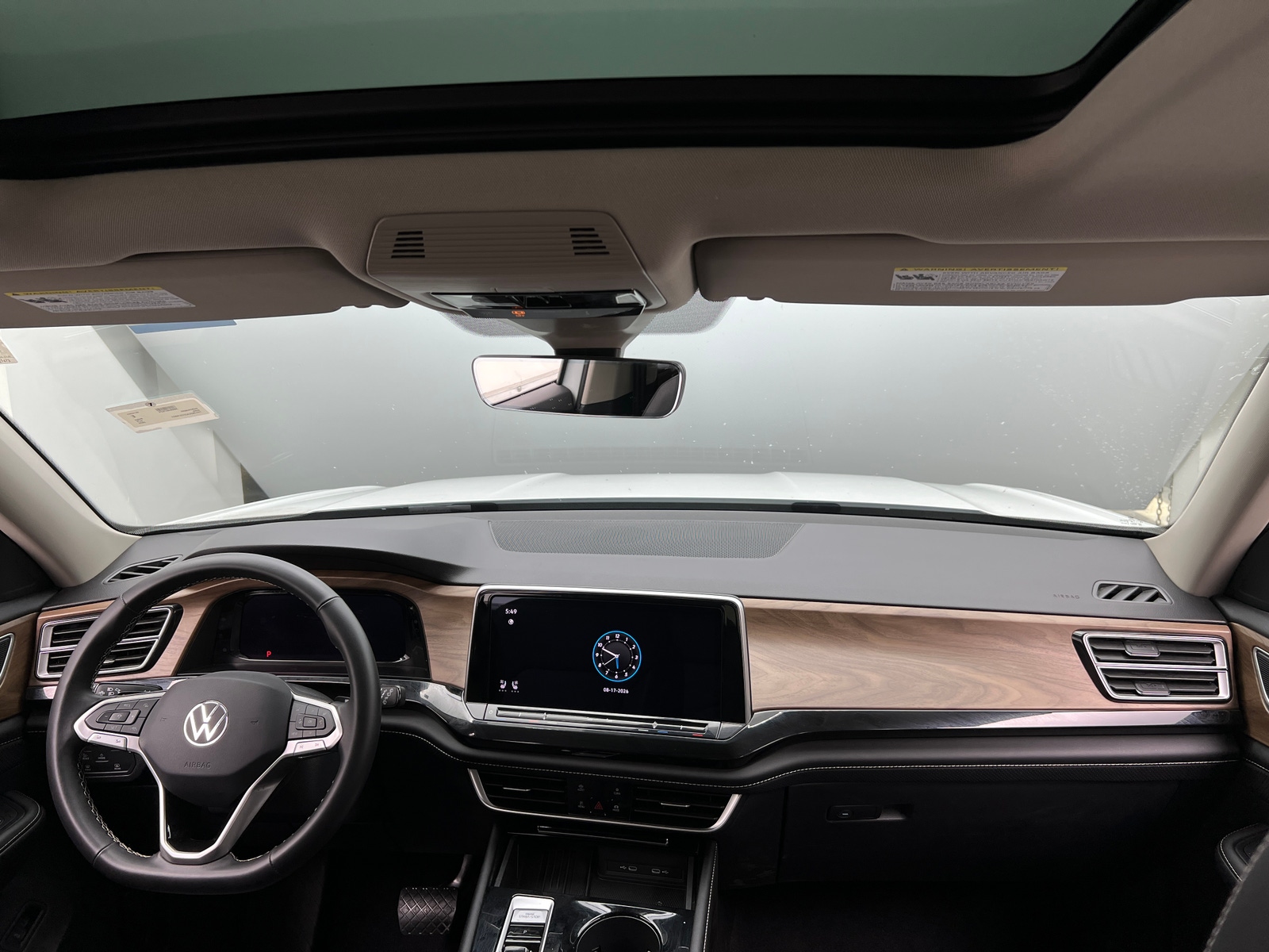 Thumbnail: 2026 Volkswagen Atlas - 3