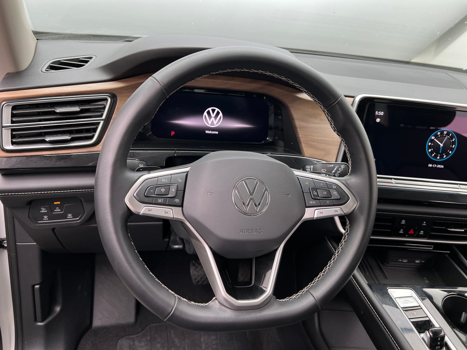 Thumbnail: 2026 Volkswagen Atlas - 5
