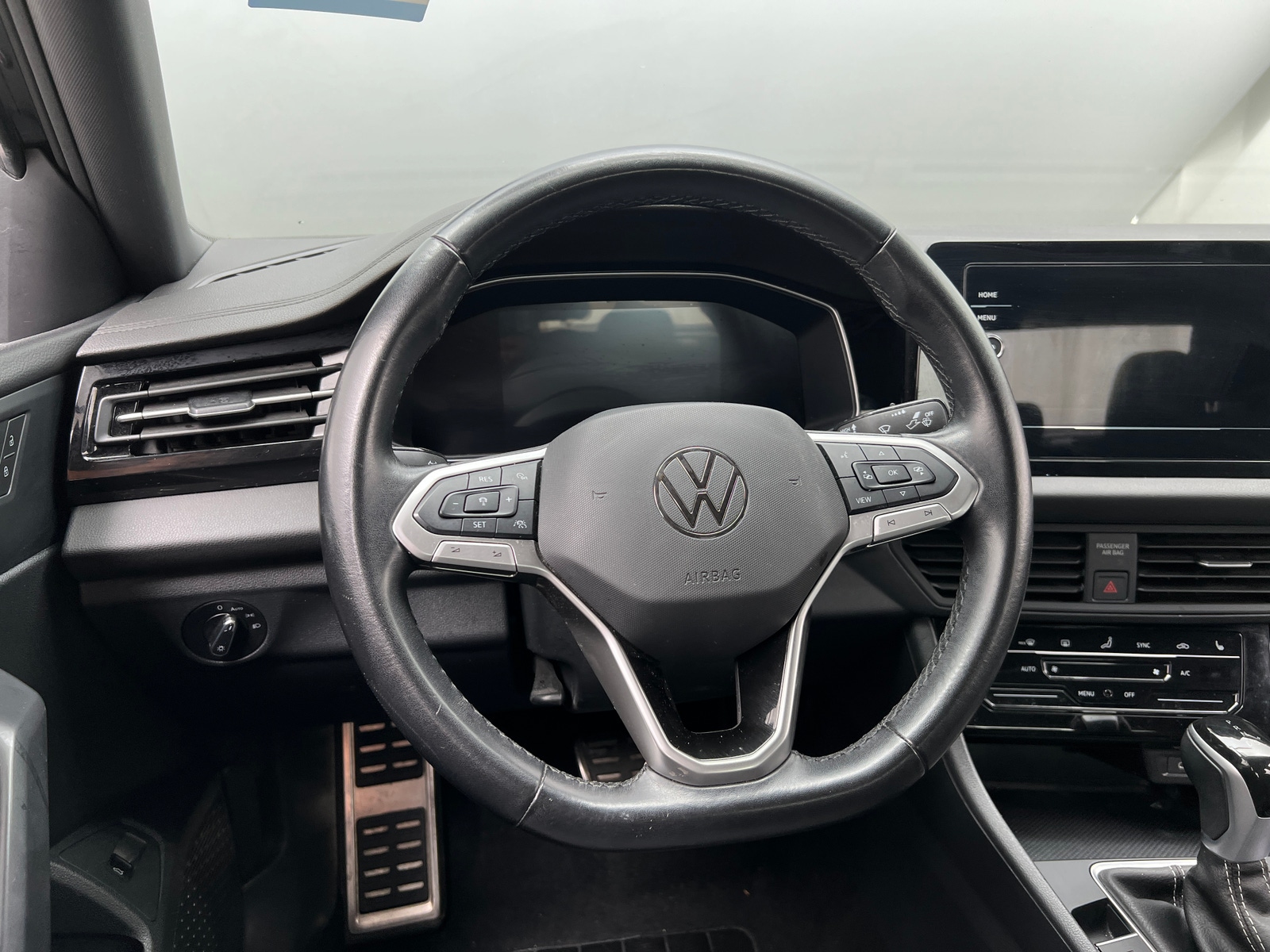 Thumbnail: 2025 Volkswagen Jetta - 5