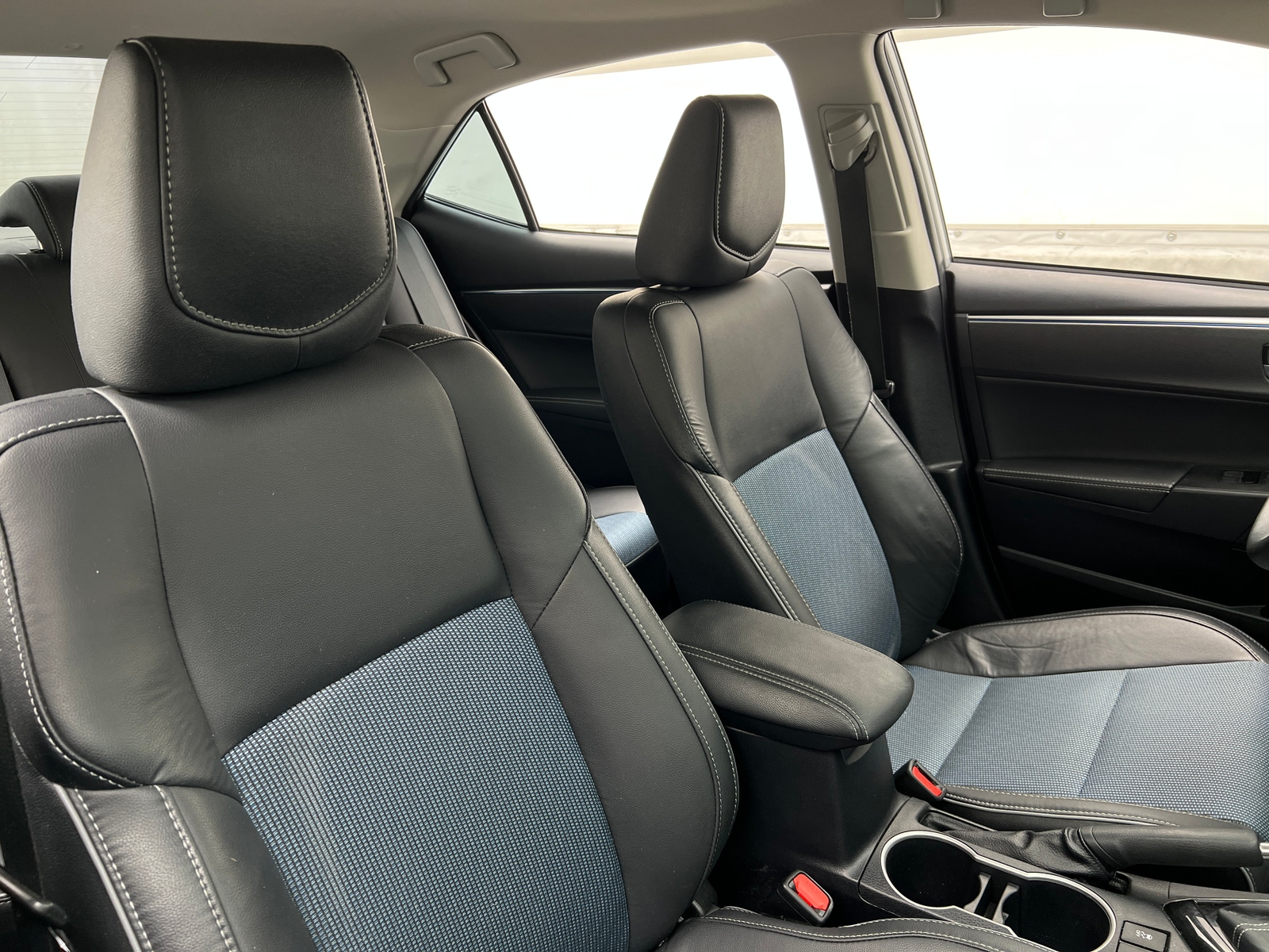 Thumbnail: 2014 Toyota Corolla - 2
